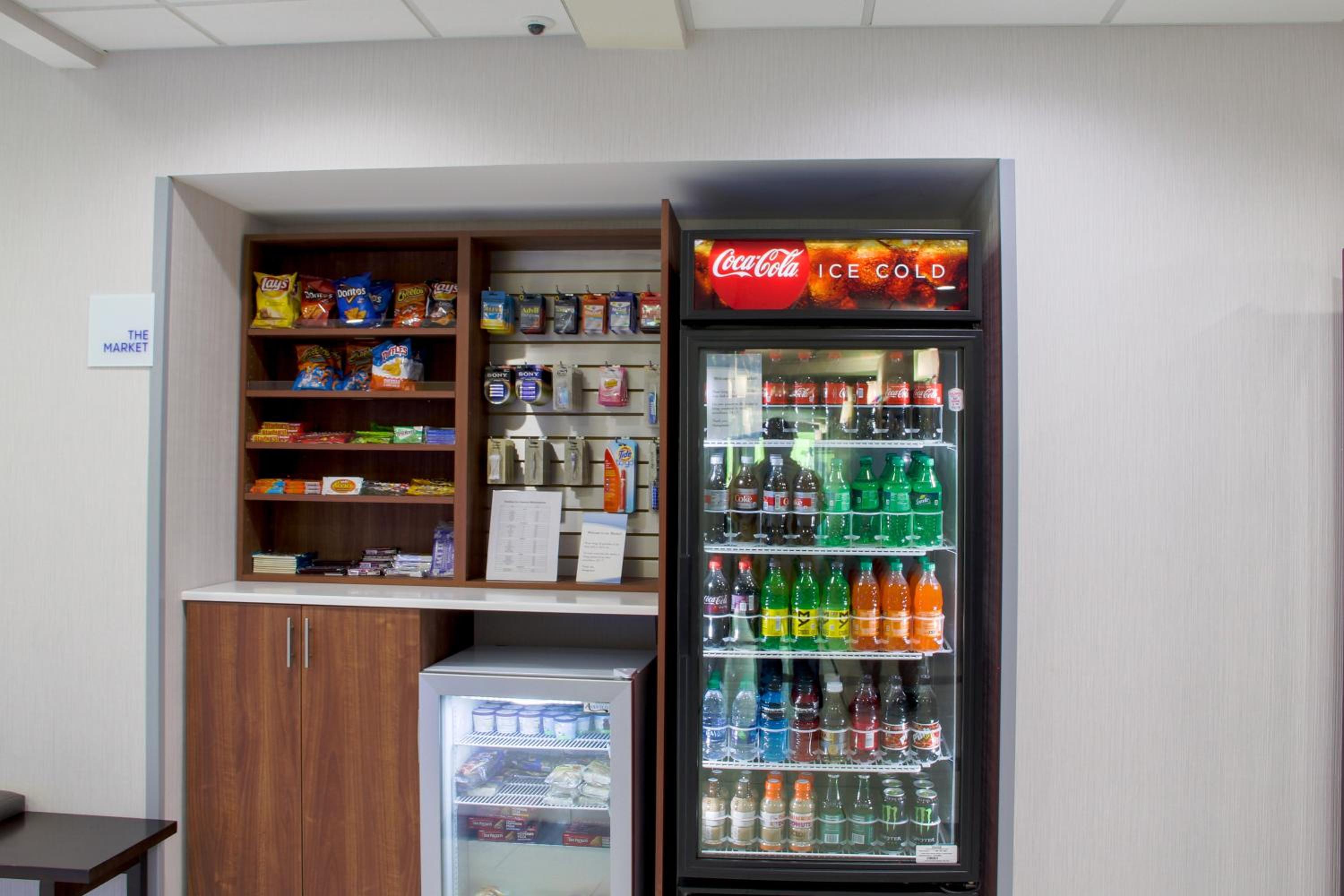 Lexington Vacations - Holiday Inn Express Suites Lexington Downtown Area-Keeneland, an IHG Hotel - Property Image 57