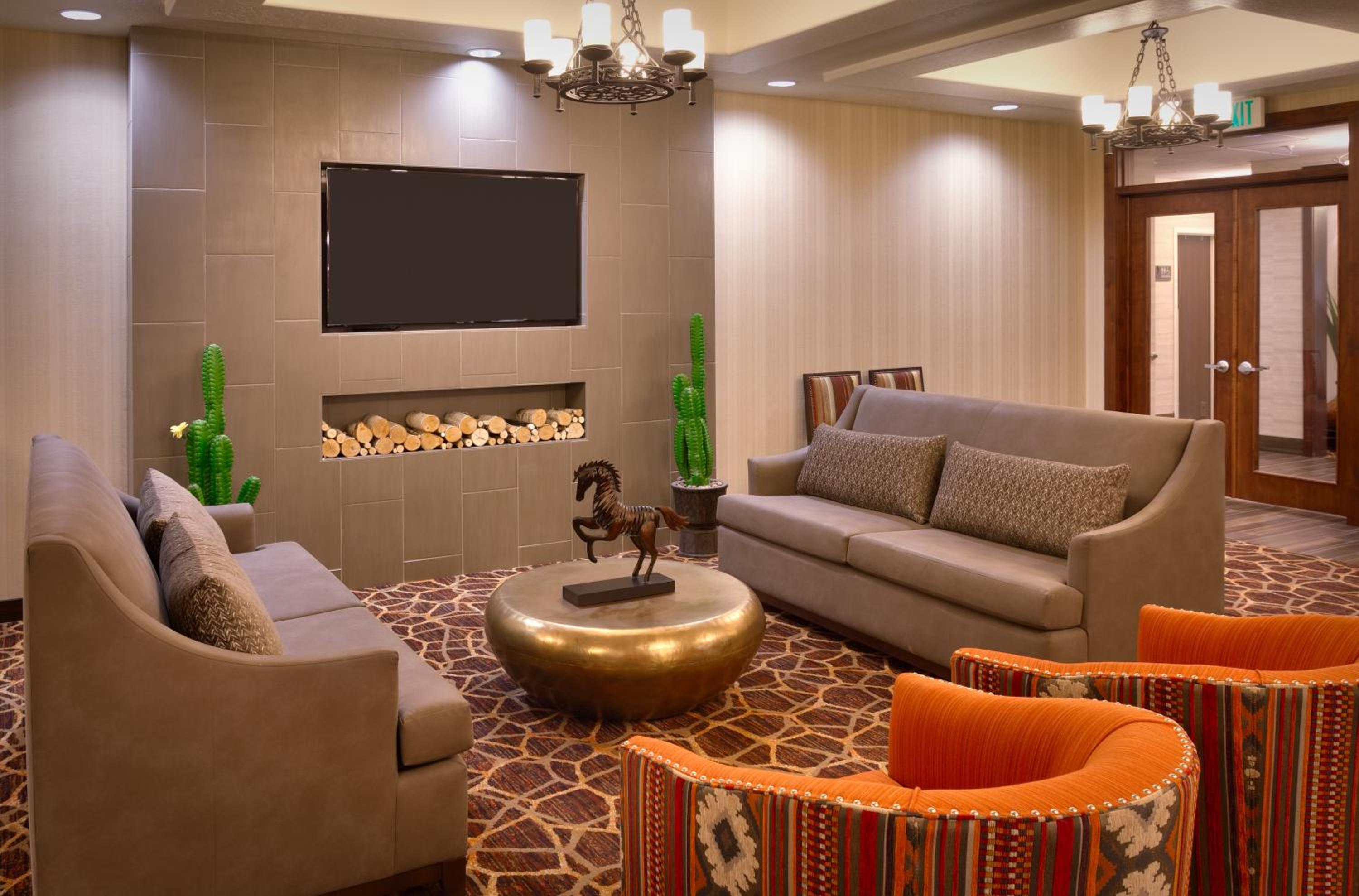 Kanab Vacations - Holiday Inn Express  Suites Kanab, an IHG Hotel - Property Image 4