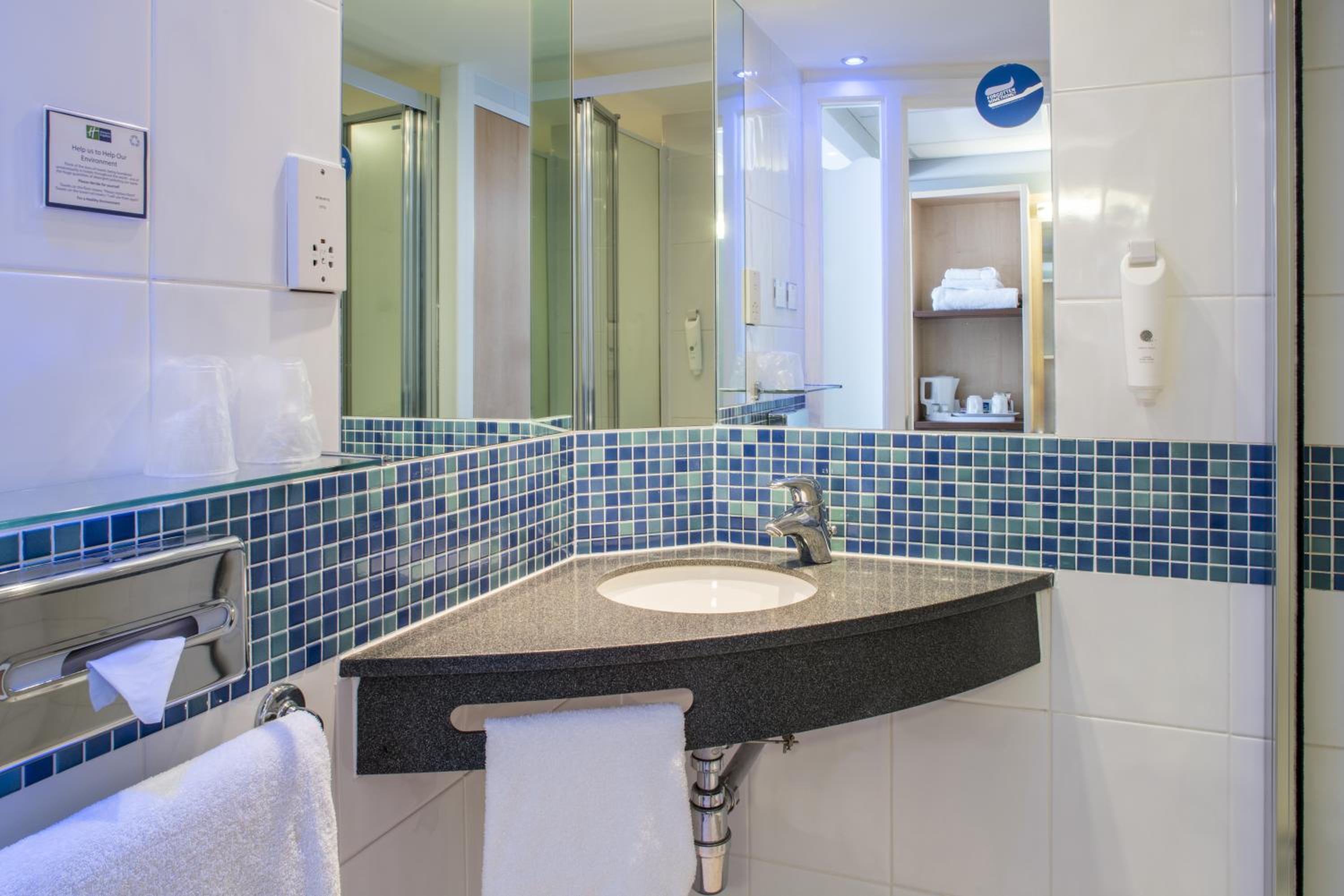 Leicester Vacations - Holiday Inn Express Leicester City, an IHG Hotel - Property Image 21