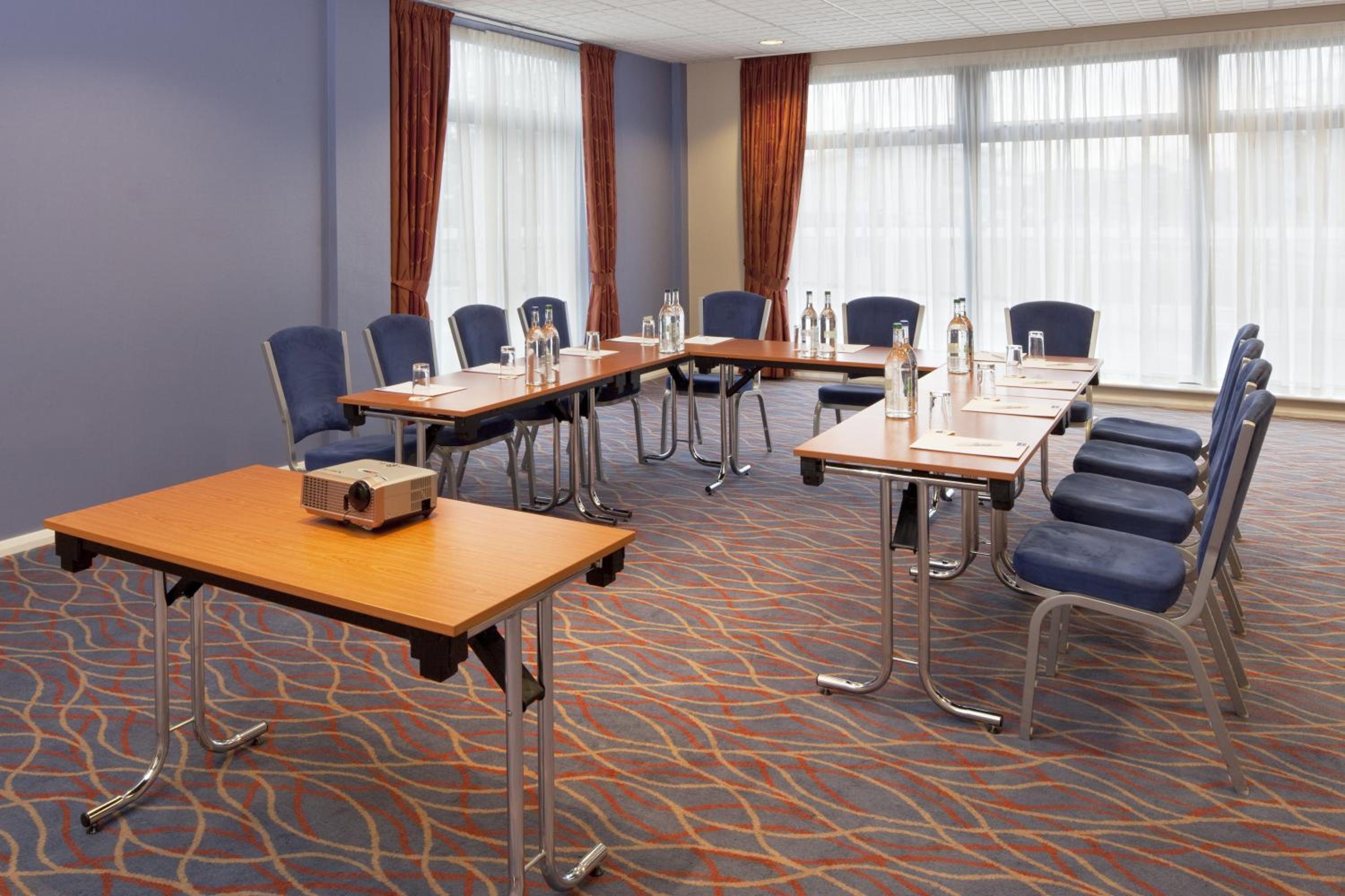 Leicester Vacations - Holiday Inn Express Leicester City, an IHG Hotel - Property Image 45