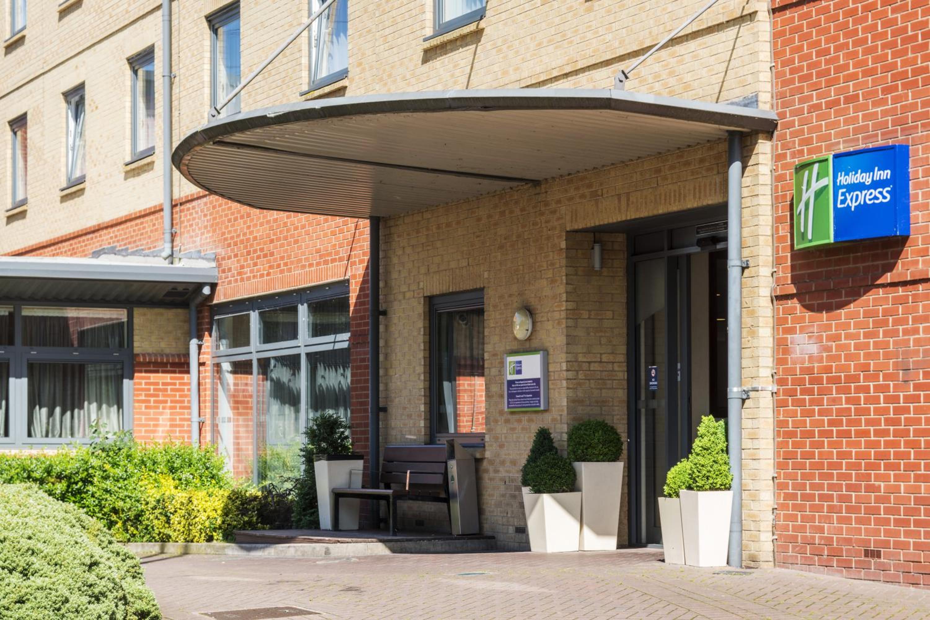 Leicester Vacations - Holiday Inn Express Leicester City, an IHG Hotel - Property Image 17