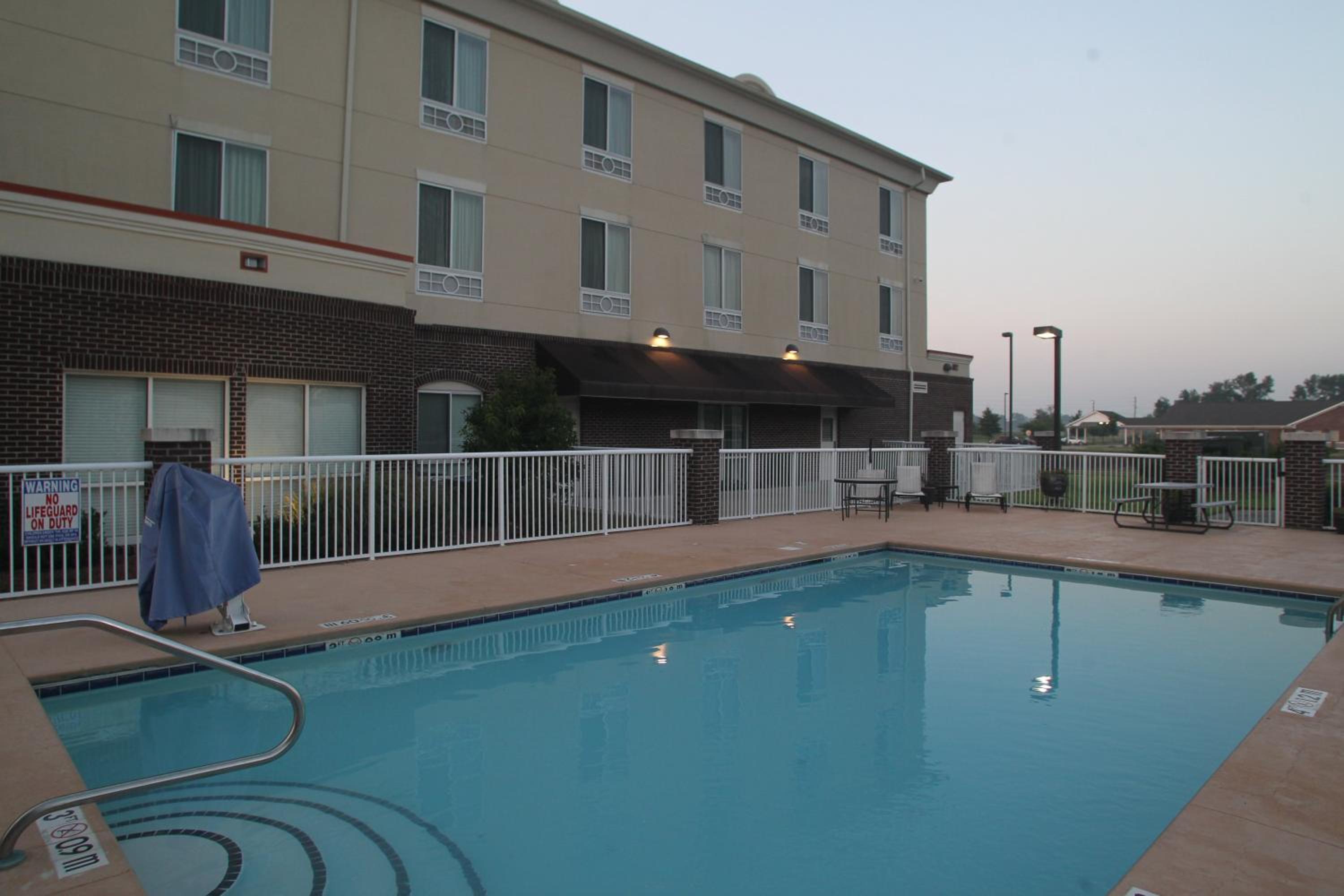 Holiday Inn Express Pembroke, an IHG Hotel - Property Image 8