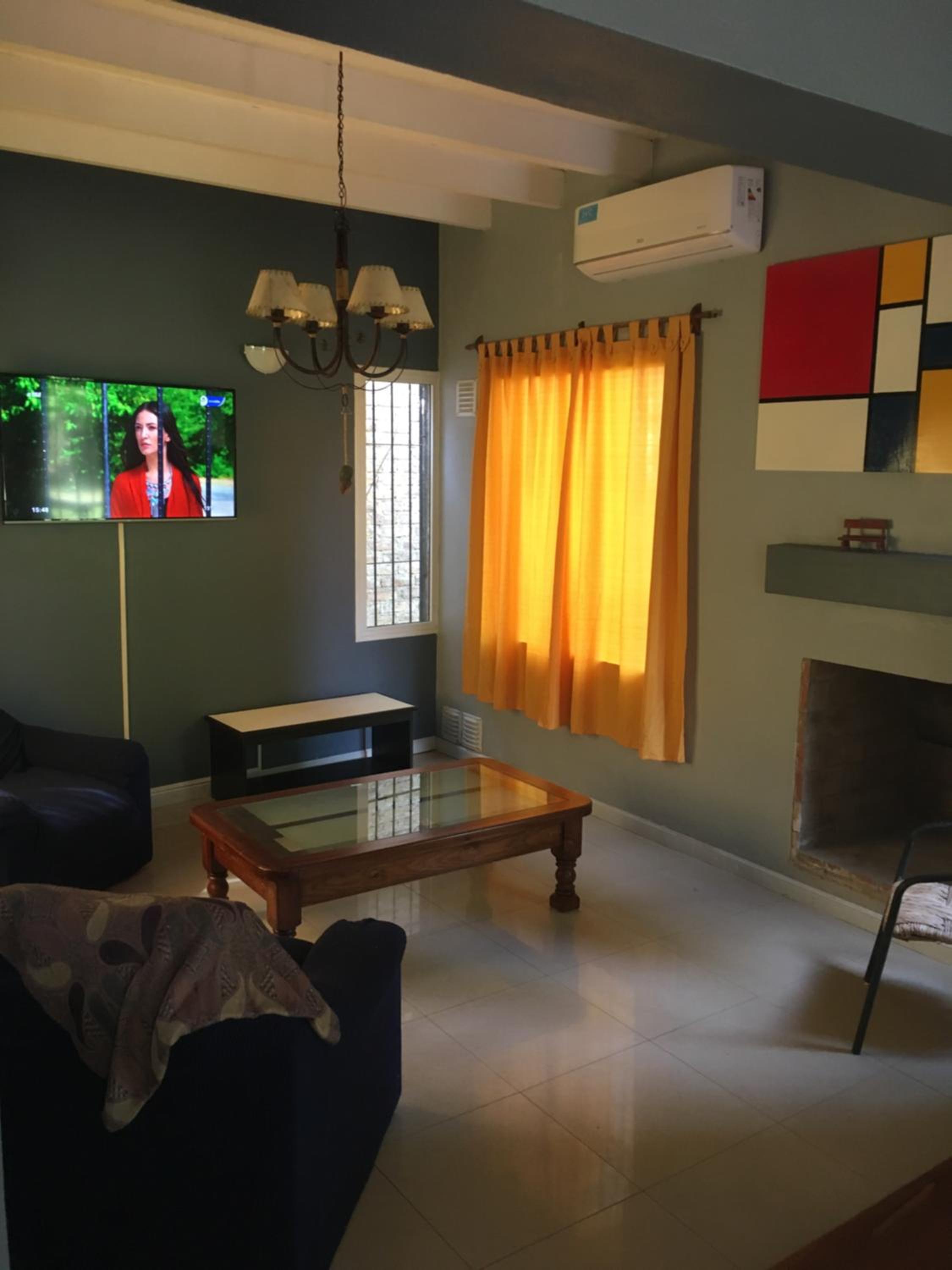 Shangri la - Casa y Pileta Privada