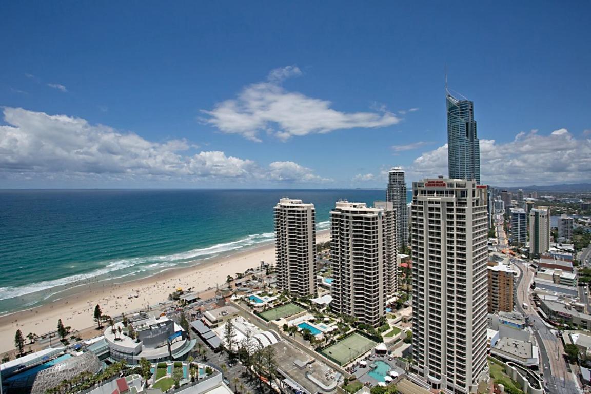 Number 1 H Residences - WiFi, Parking & More by Gold Coast Holidays