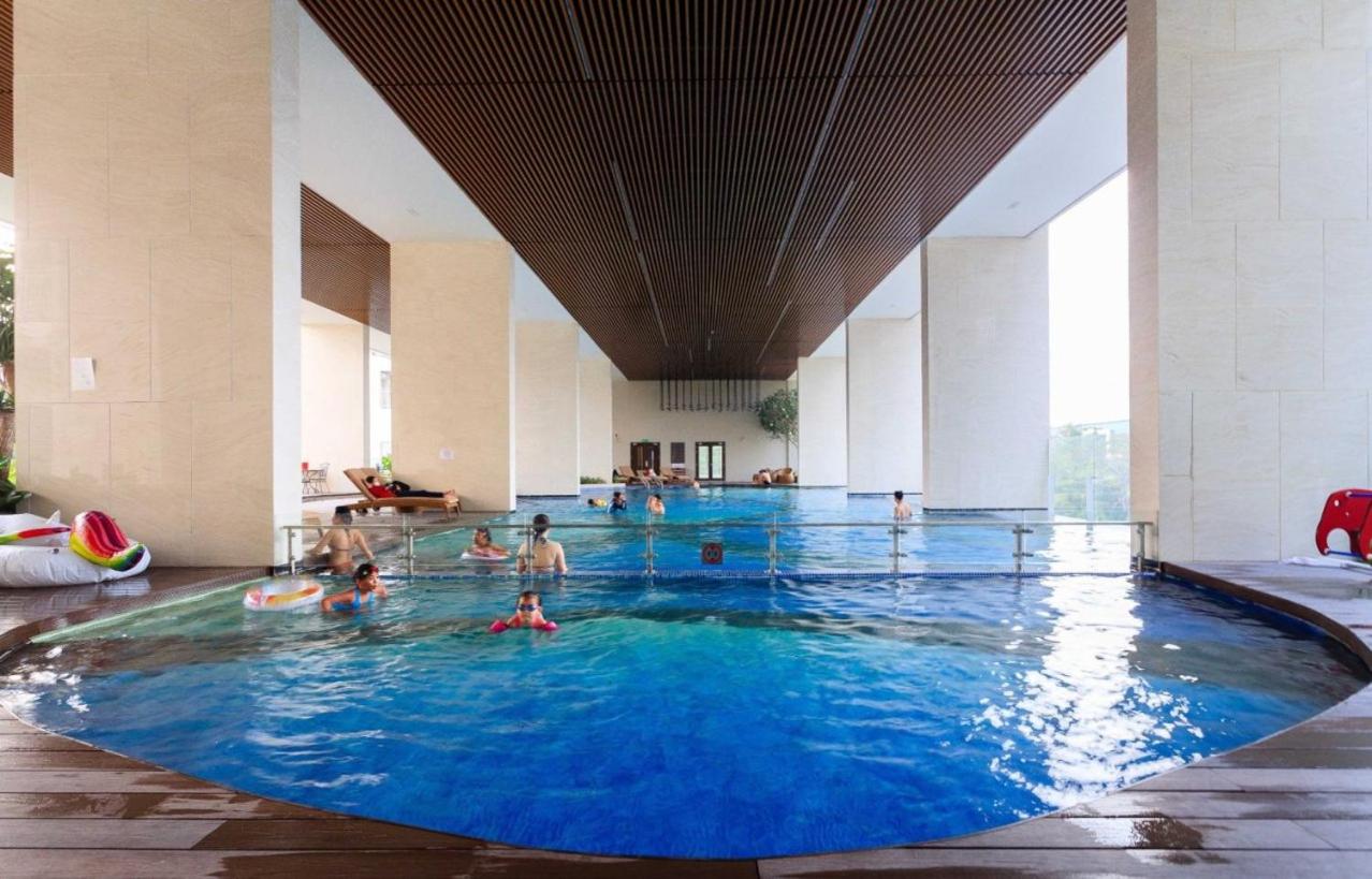 iHome Furnished Apartments with Free Gym & Pool, Airport Pick-Up Service