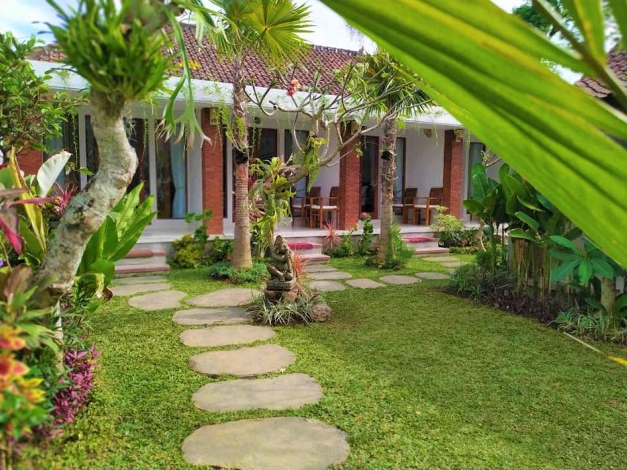 BatanTop Ubud guest house view 4