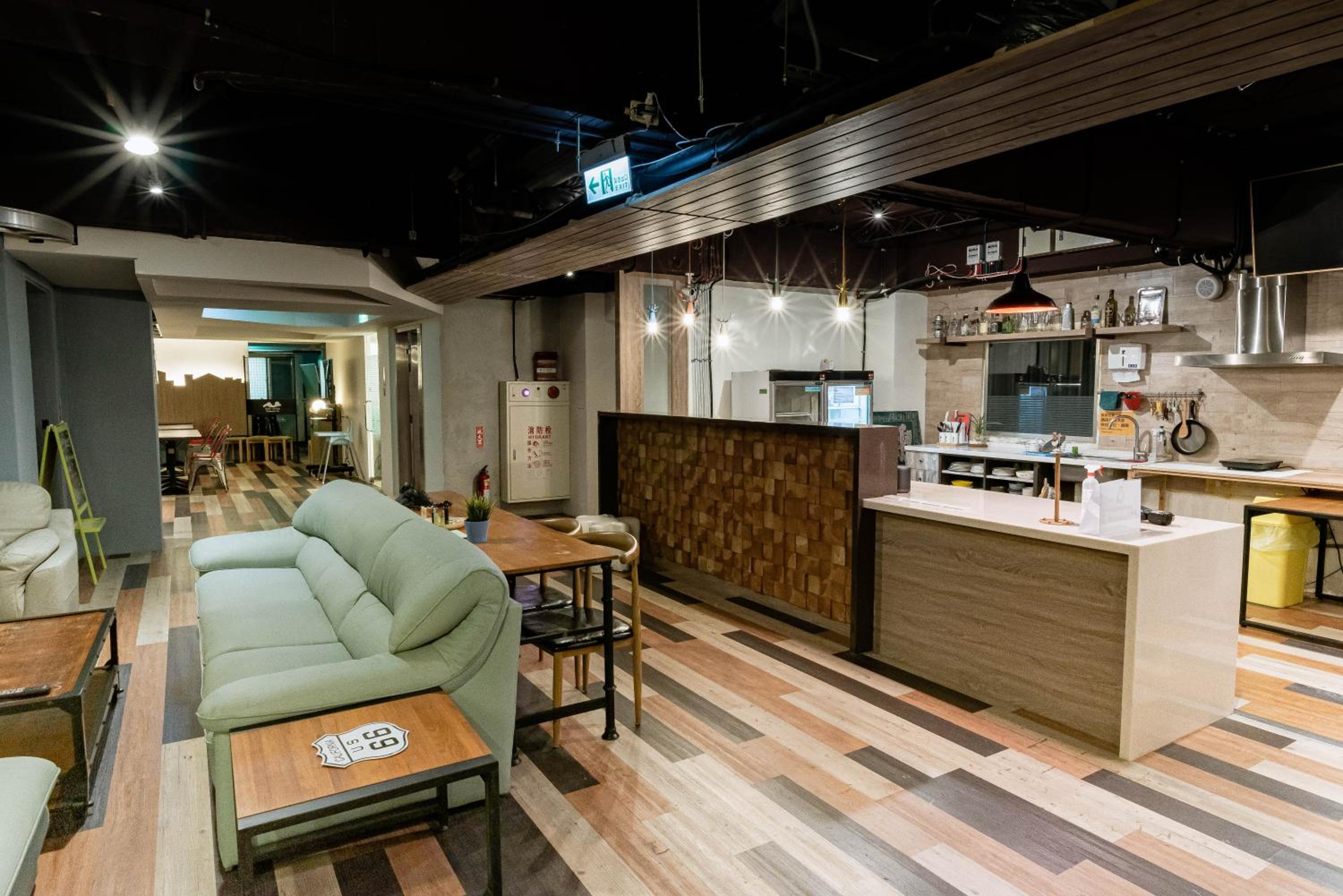 Uno Backpackers Inn
