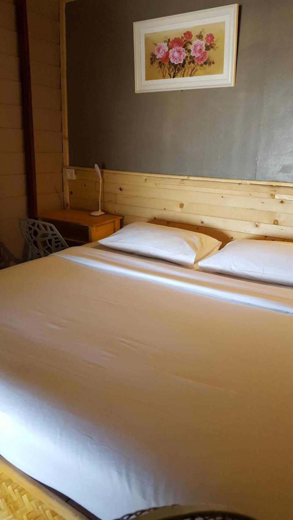 Lazy Hut