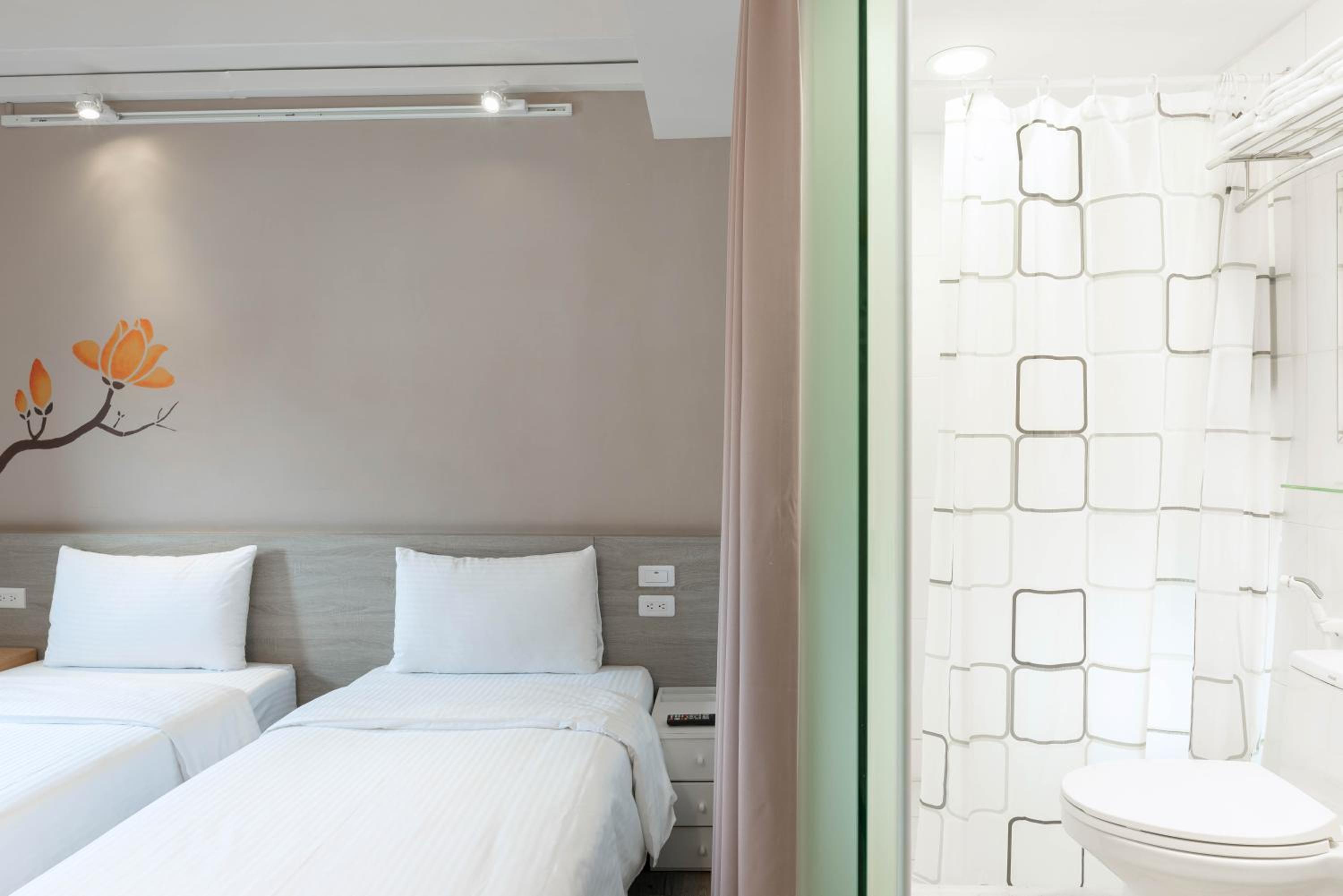 Uno Backpackers Inn