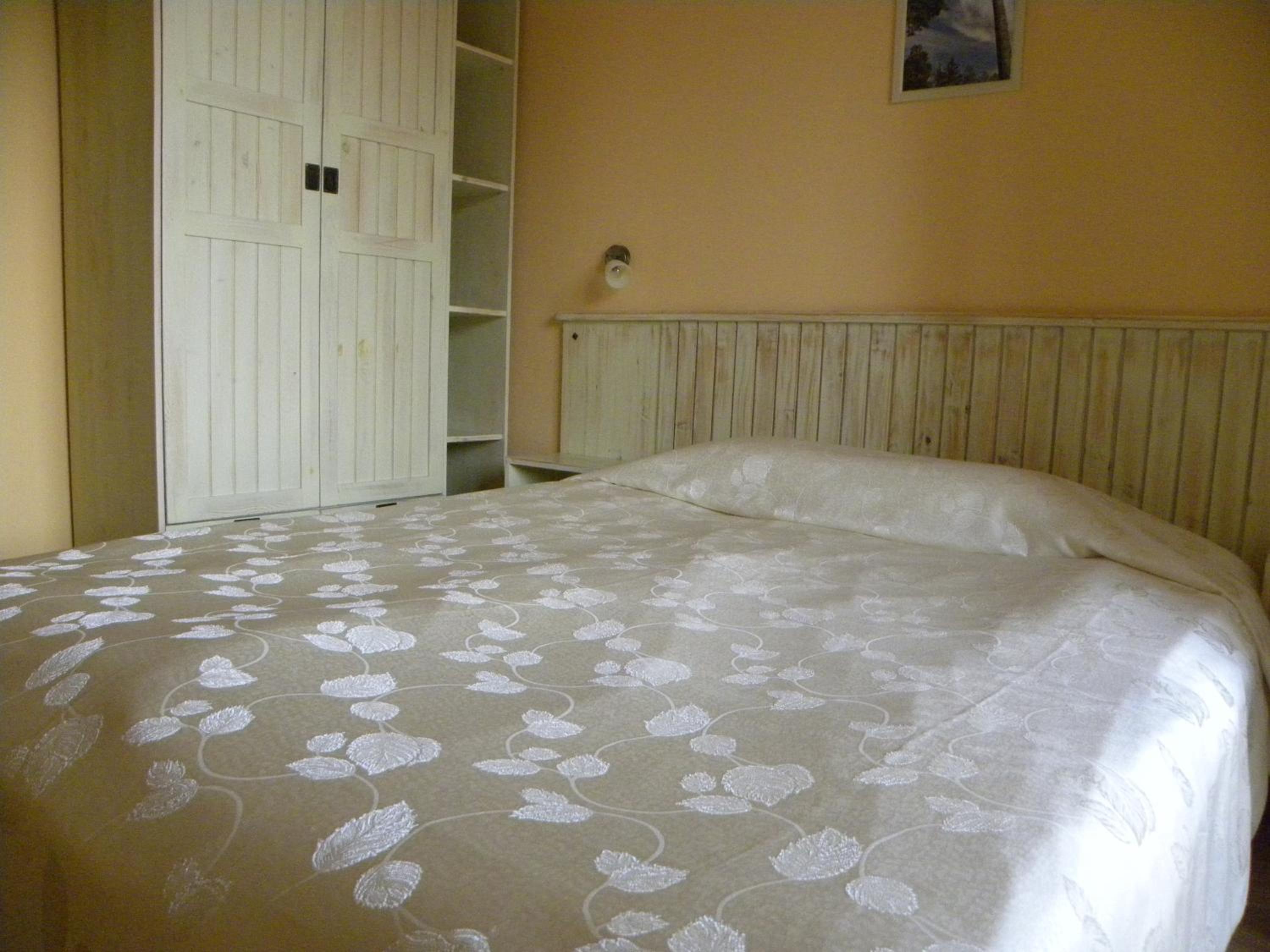 Saint Ivan Ski Apartments view 4
