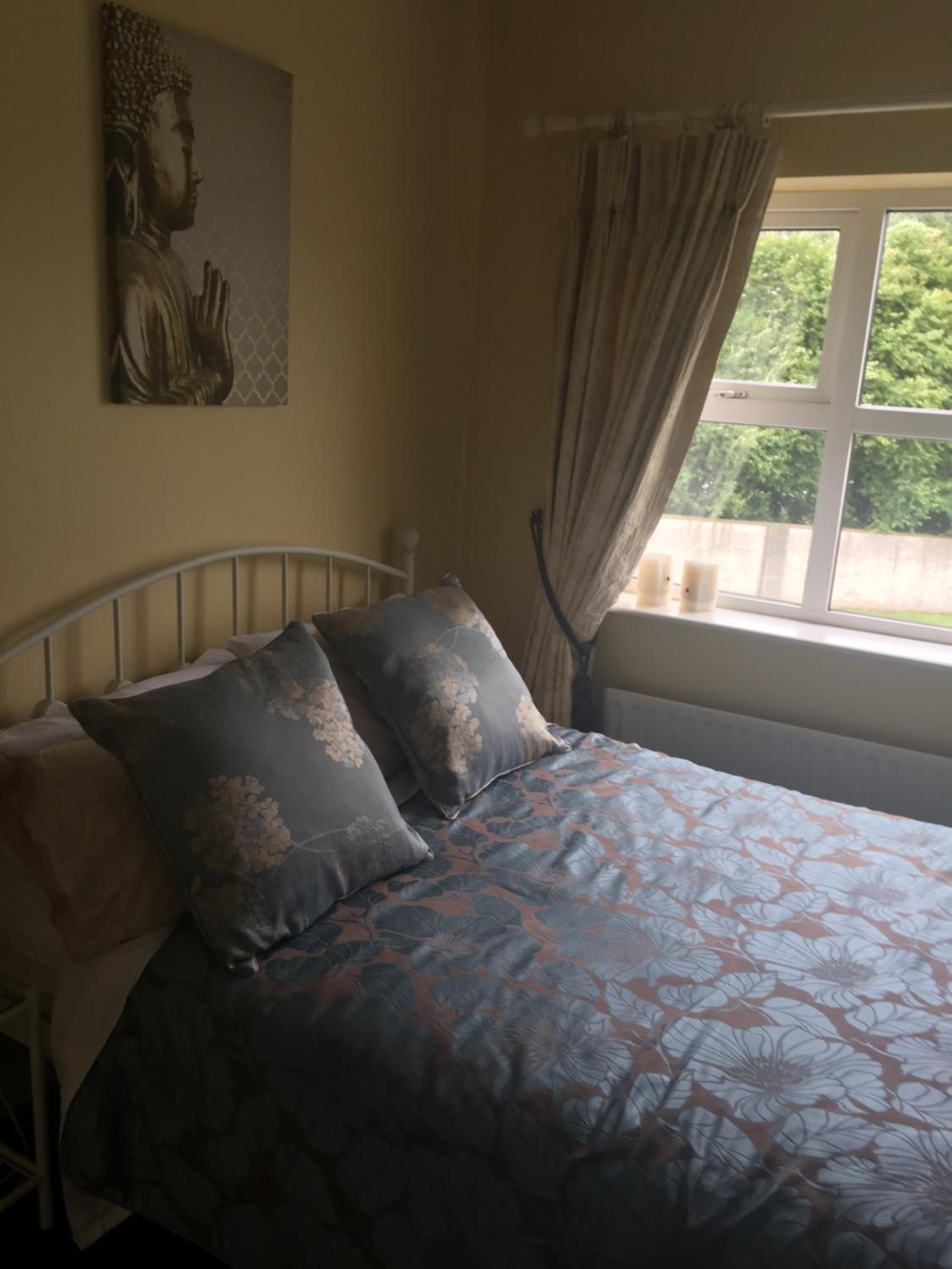 Tara Lodge Galway view 3