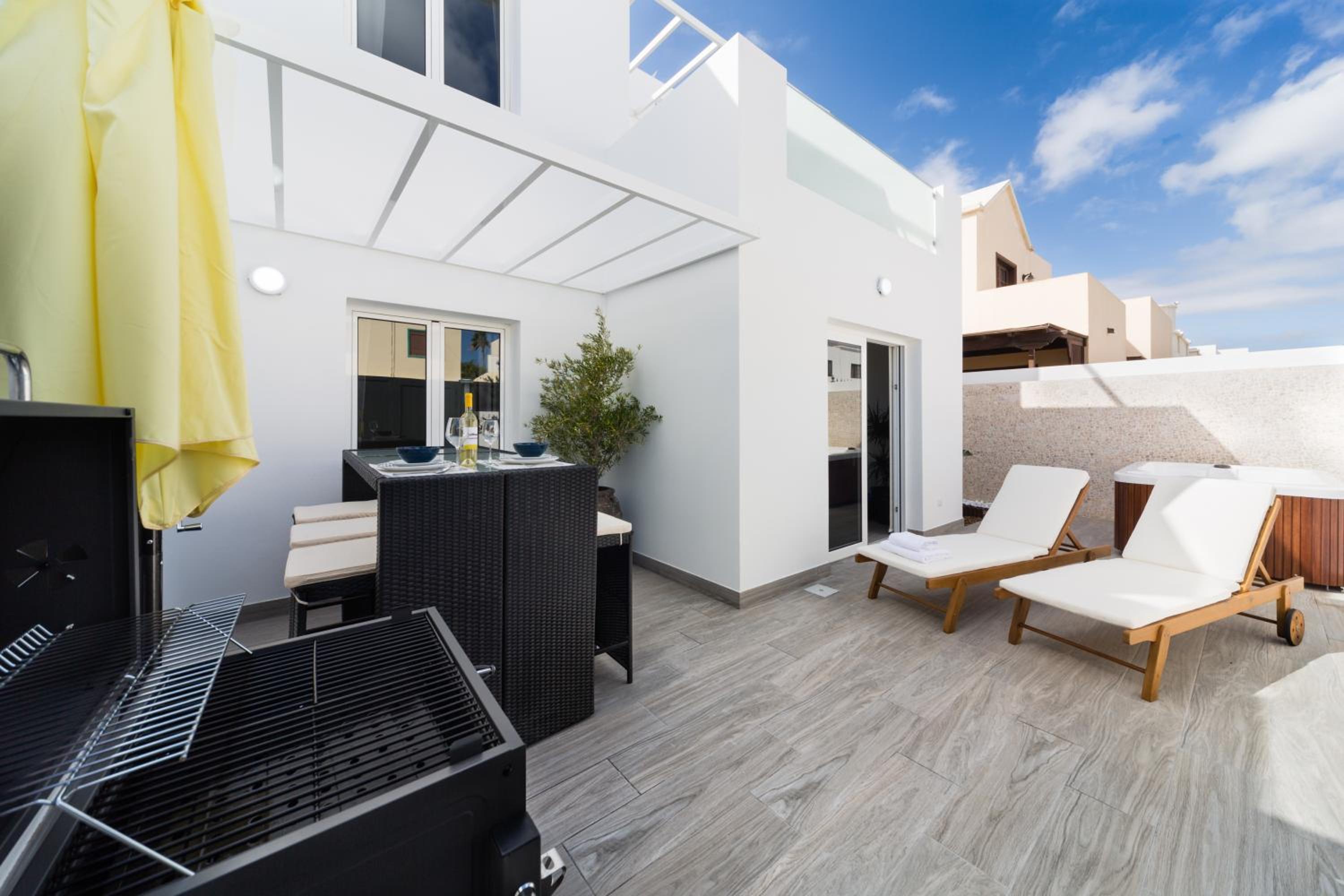 Hotel Carlotta´s Sea-Cret - Image 1