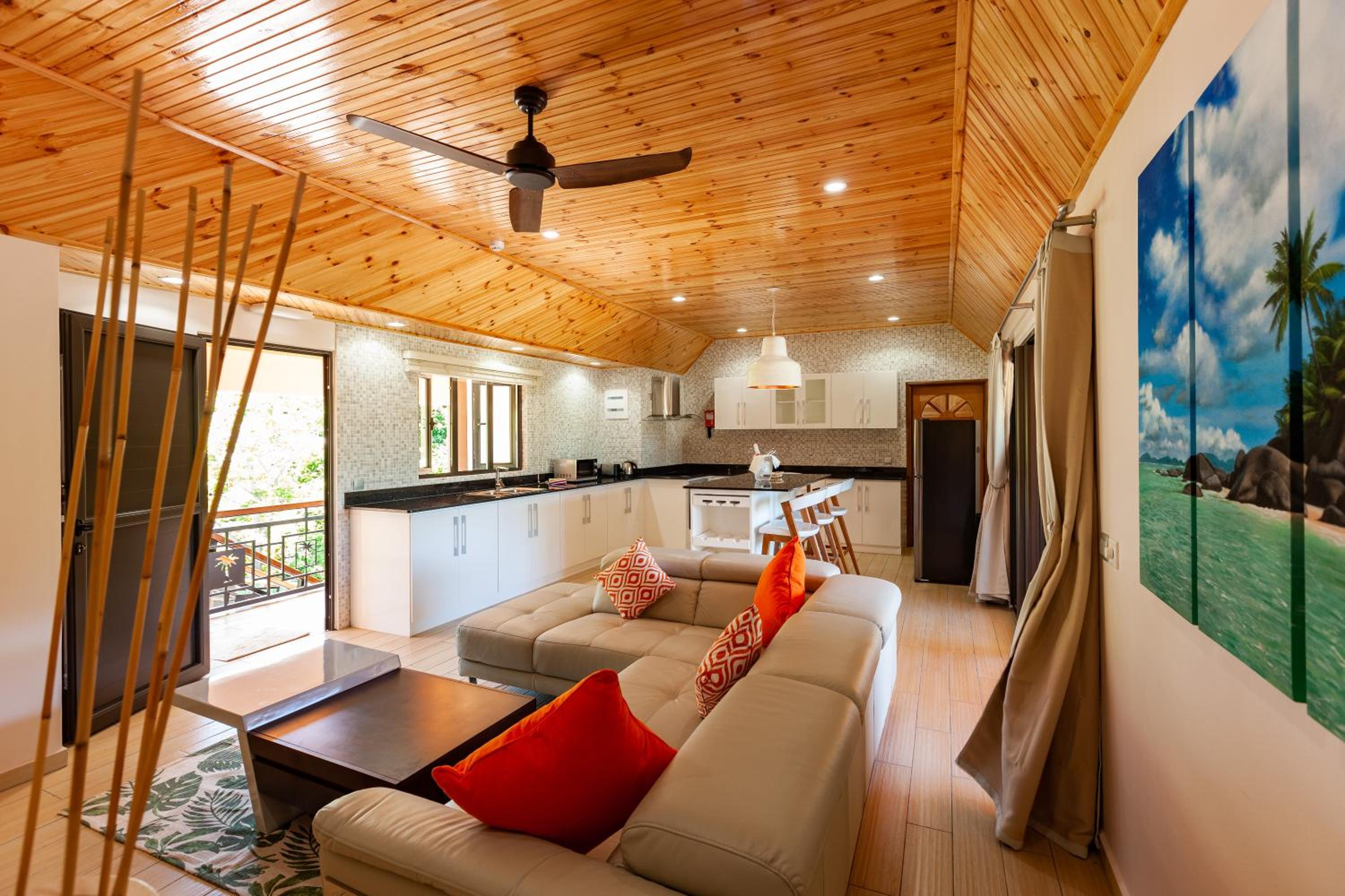 Casa De Leela Self Catering Guest House