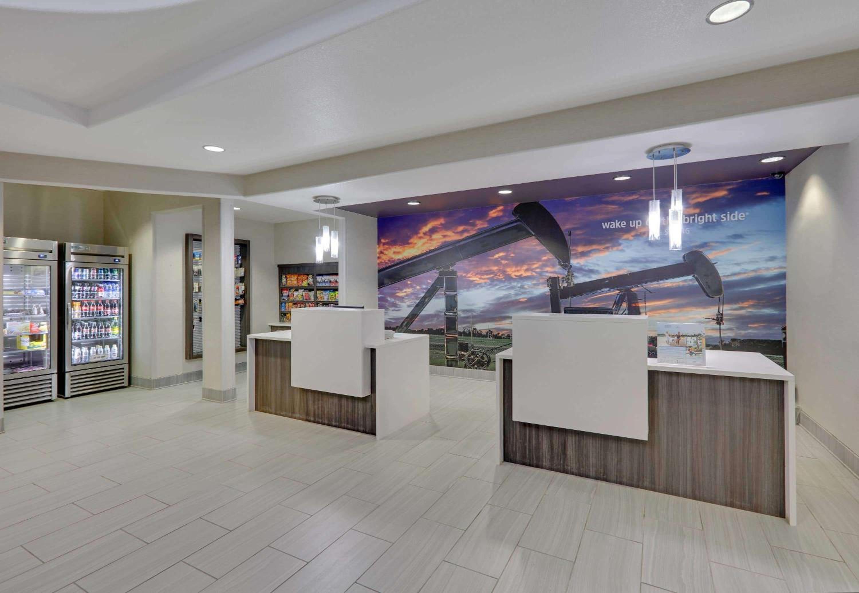 Big Spring Vacations - La Quinta by Wyndham Big Spring - Property Image 33