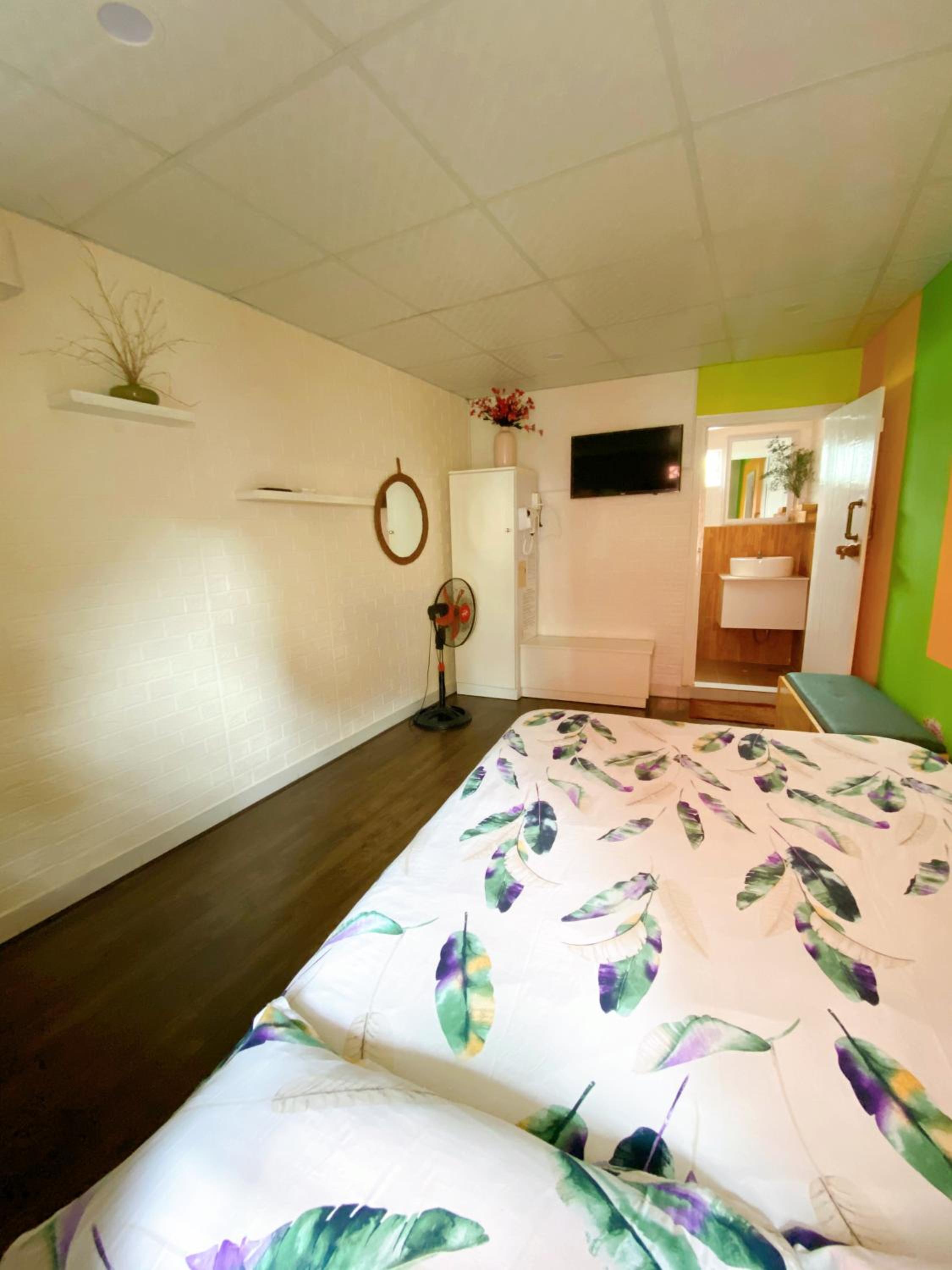 Photo 24