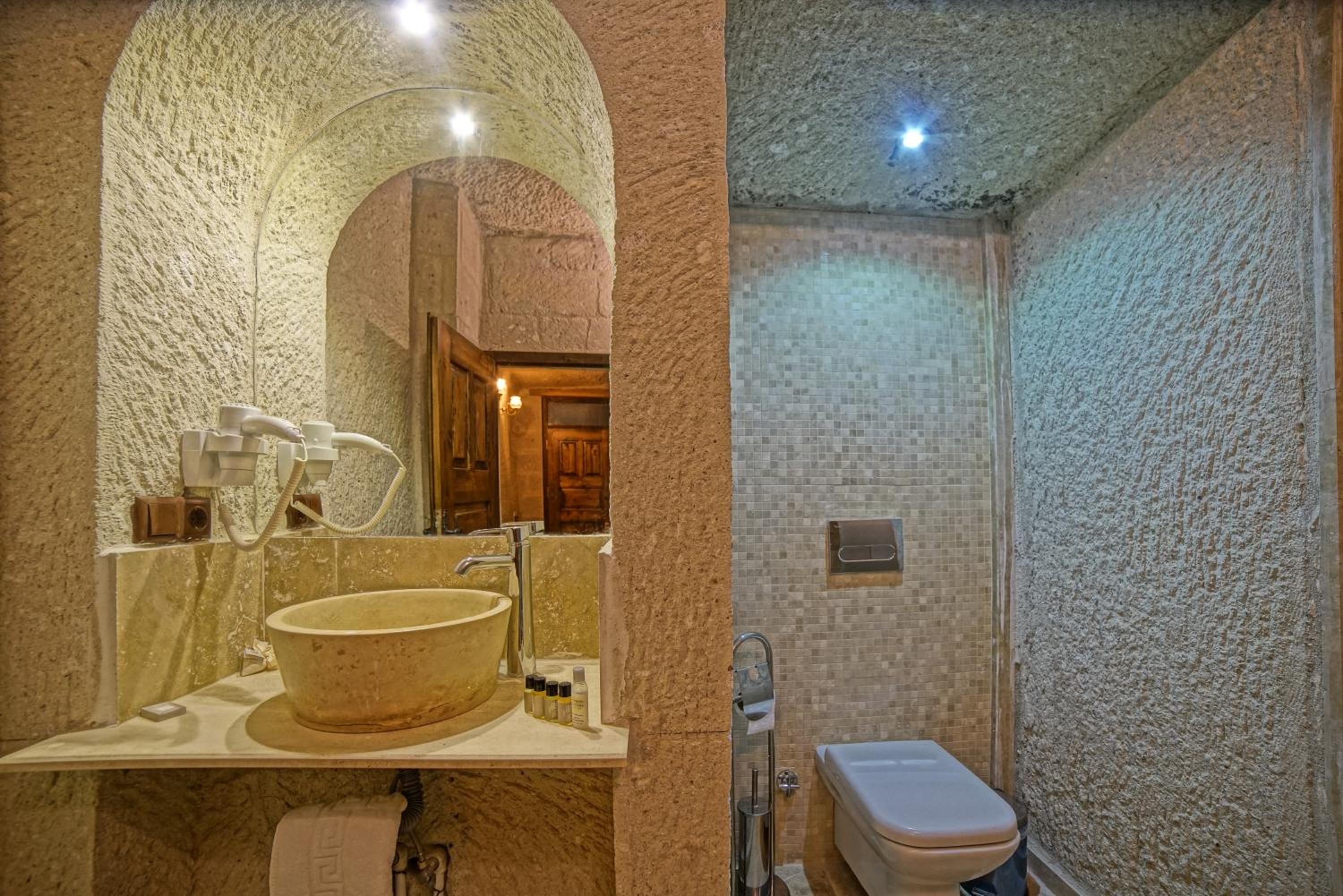 Zeus Cave Suites - Image 53