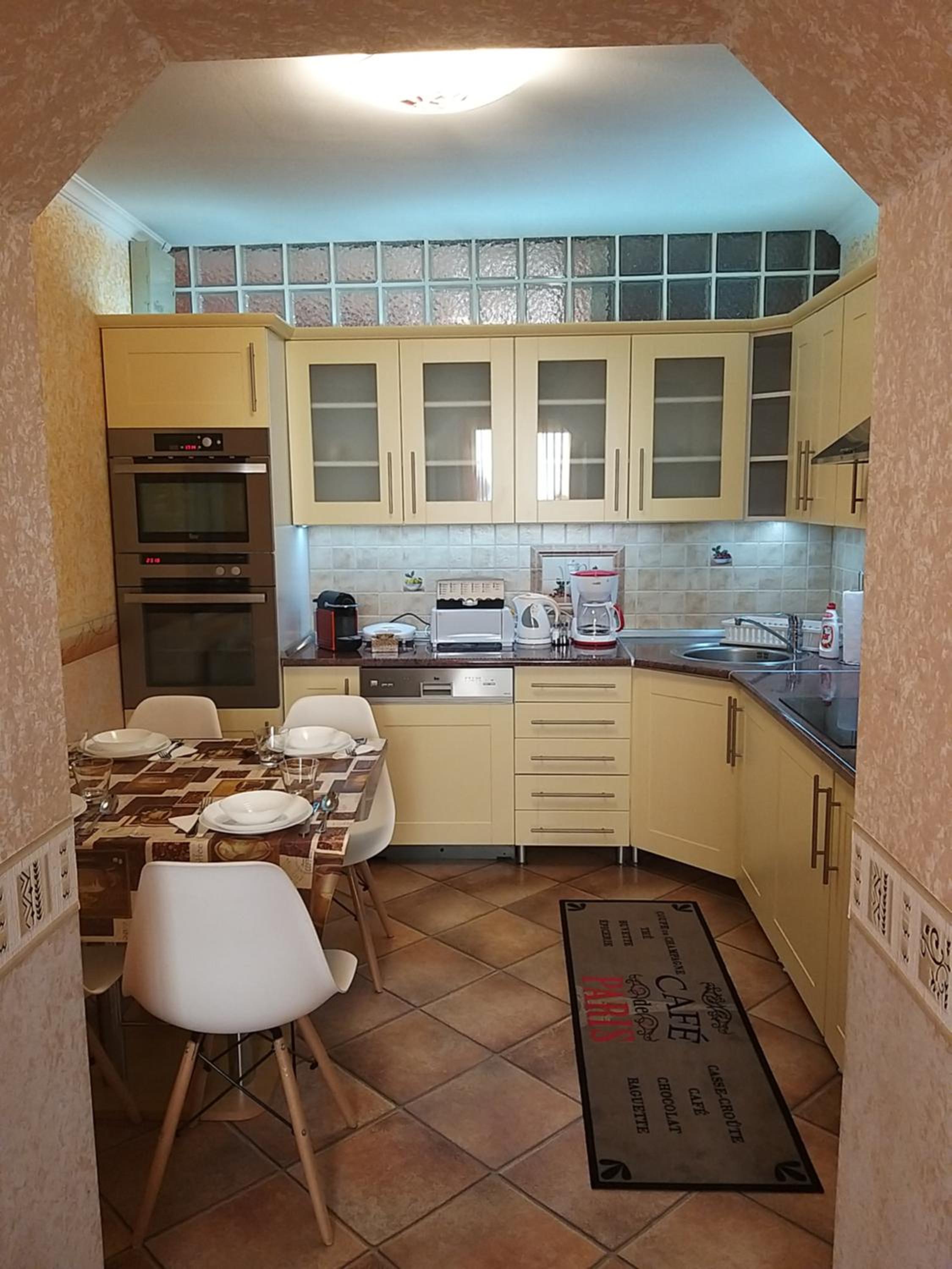 Édenkert Apartmanház view 3