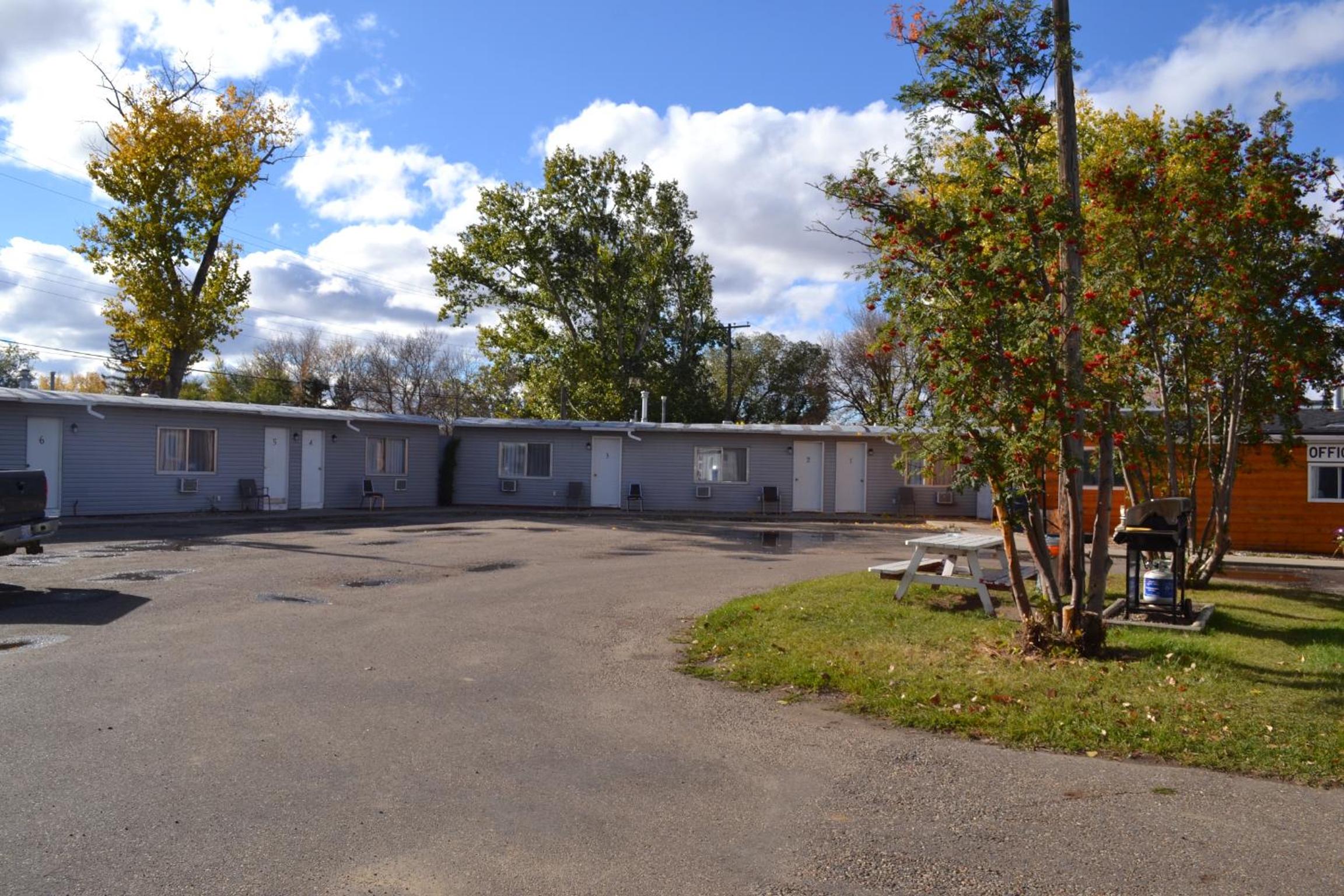 The Villager Motel view 4