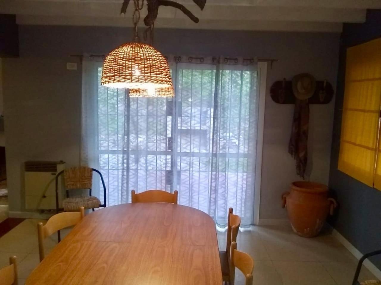 Shangri la - Casa y Pileta Privada
