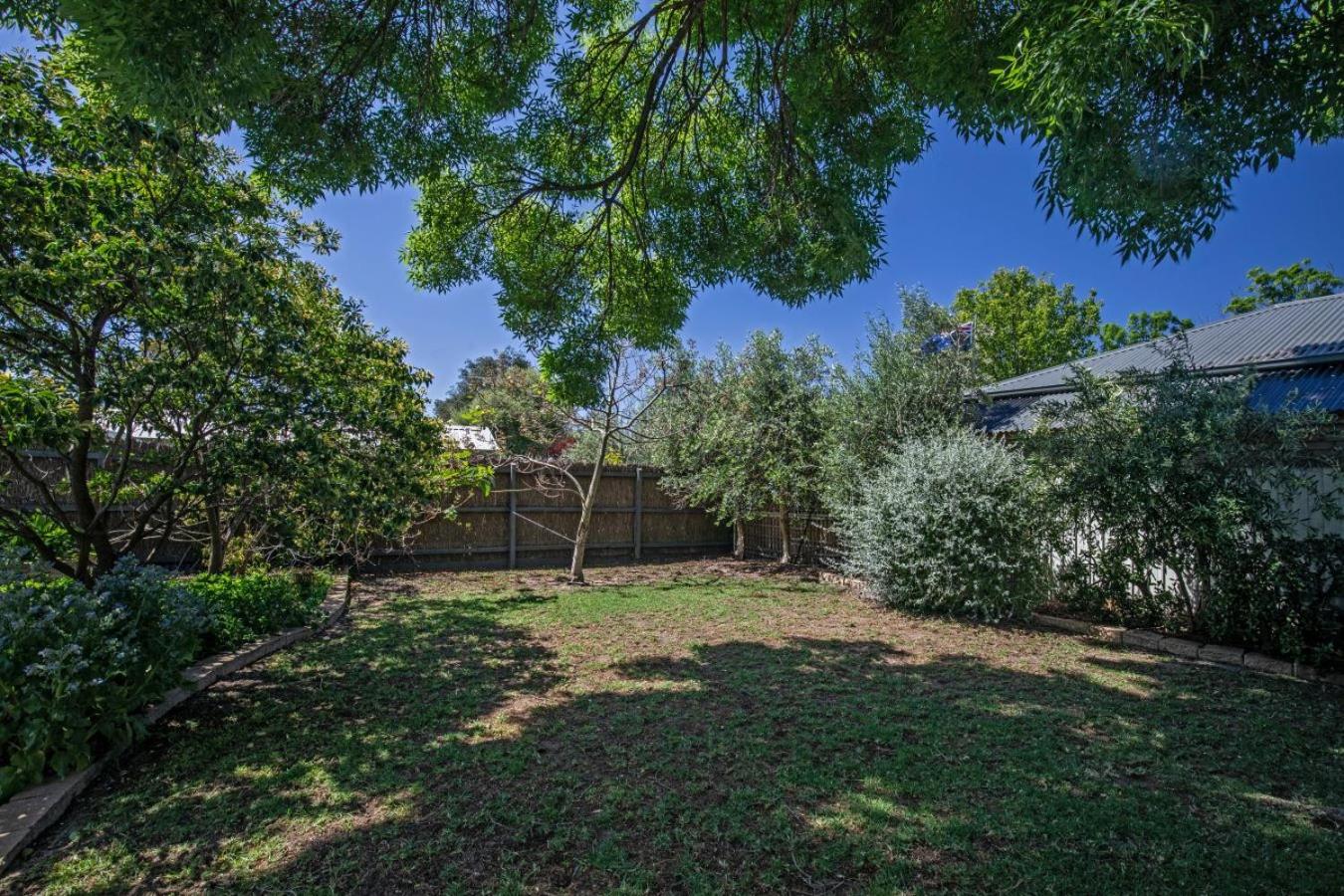 Cowes Vacations - Chapel Island Retreat - Property Image 9