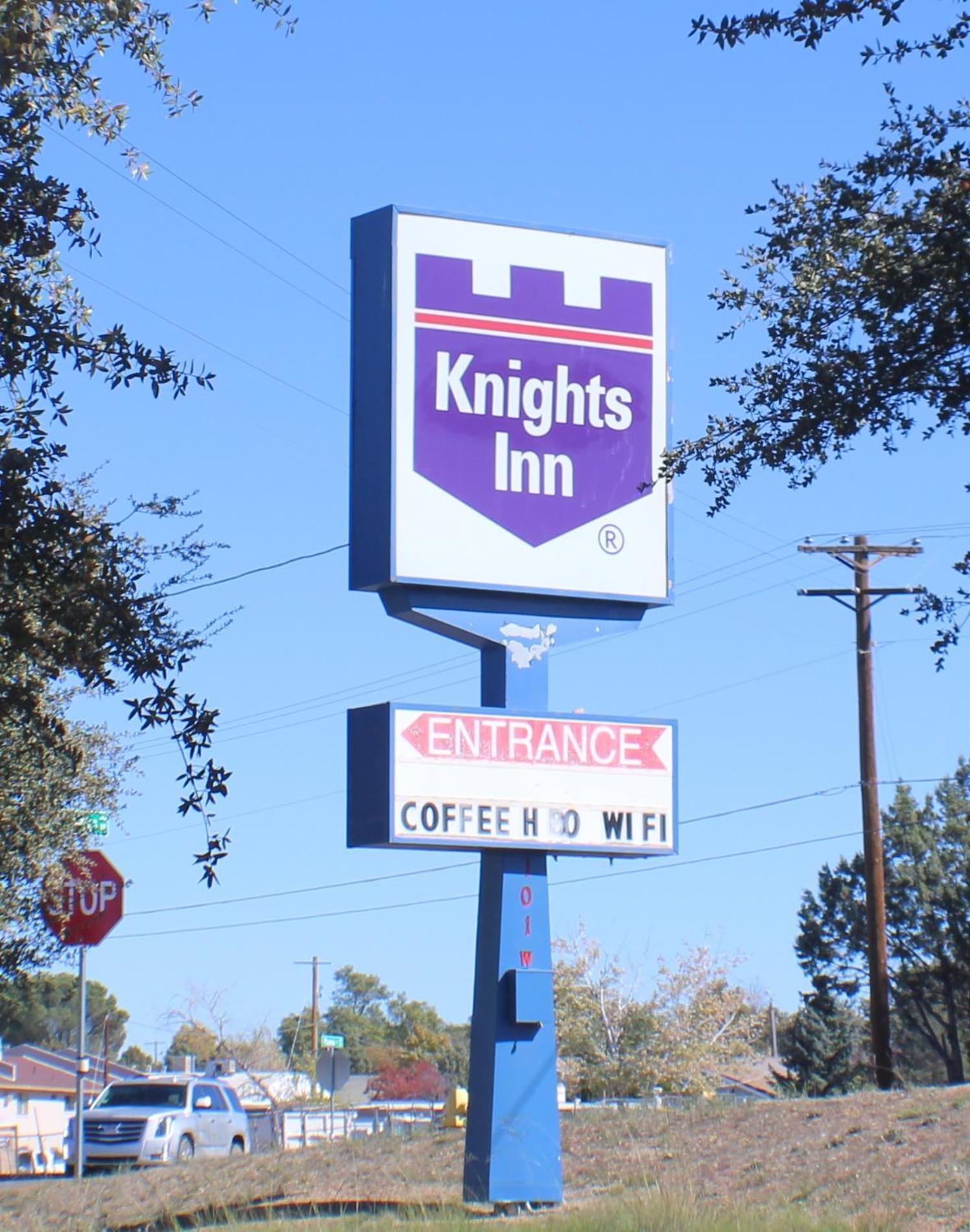 Payson Vacations - Knights Inn Payson - Property Image 4