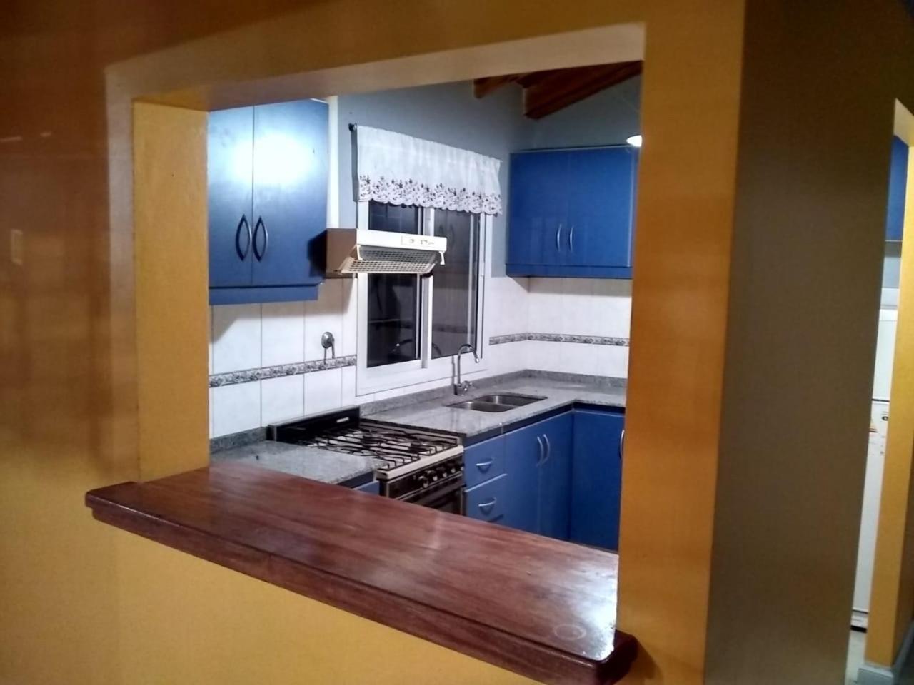 Shangri la - Casa y Pileta Privada