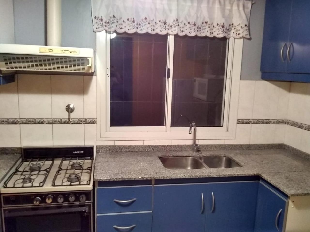 Shangri la - Casa y Pileta Privada