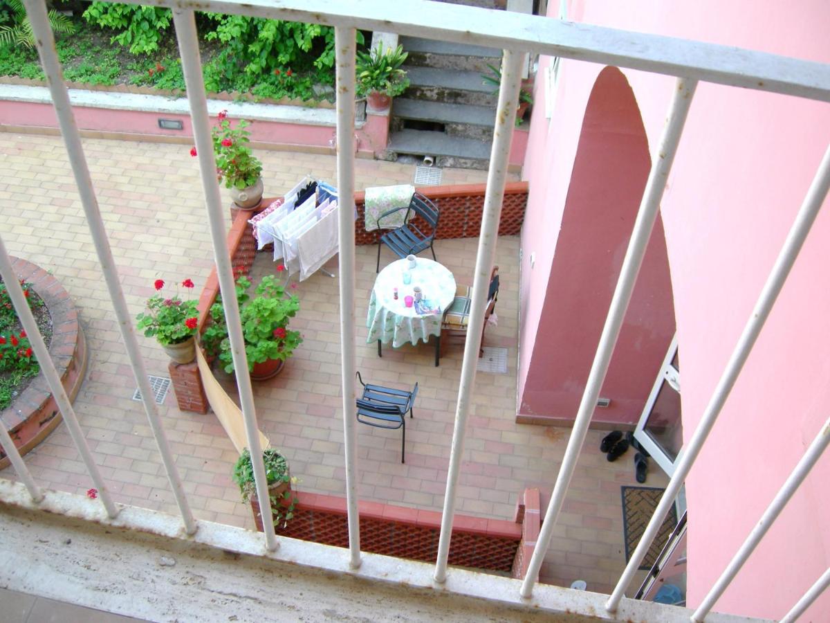 Villino Castellano Apartments photo 4