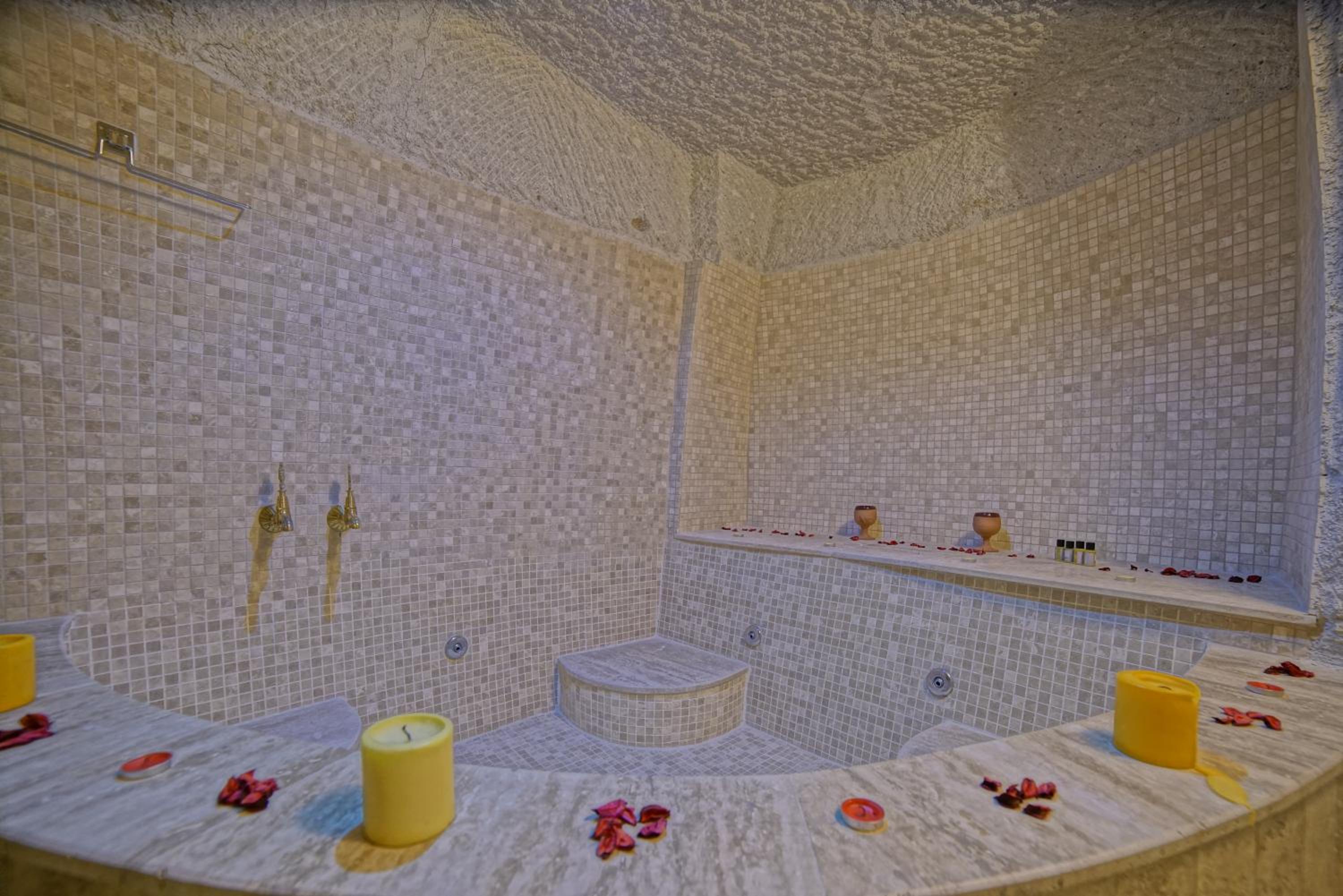 Zeus Cave Suites - Image 109