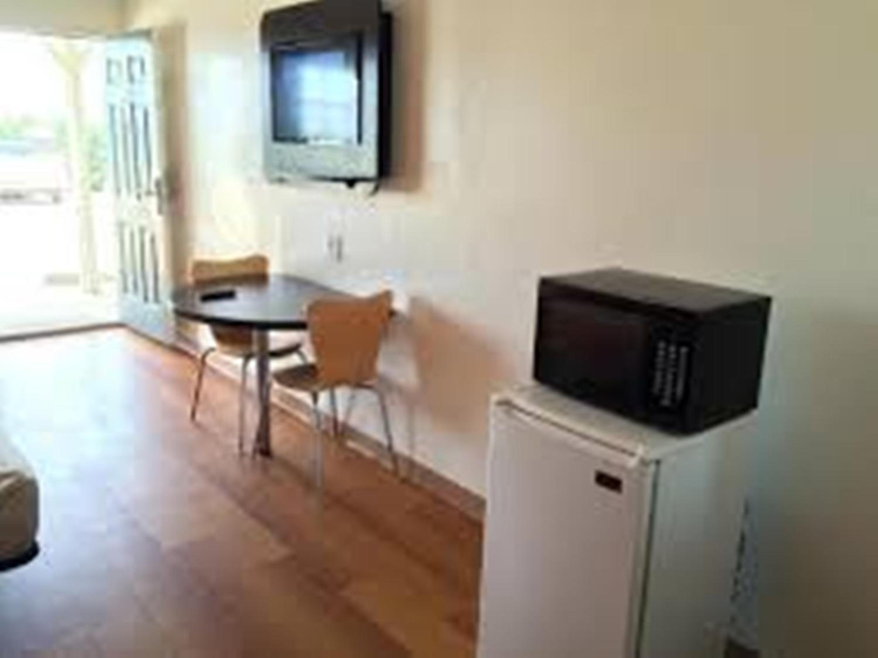 Motel 6-Waxahachie, TX
