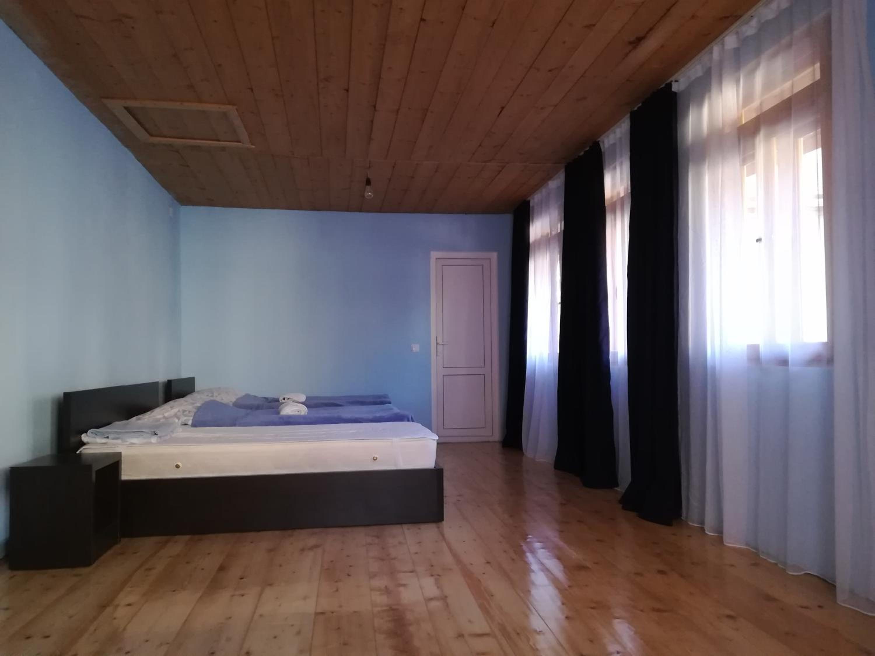 Guest house lela