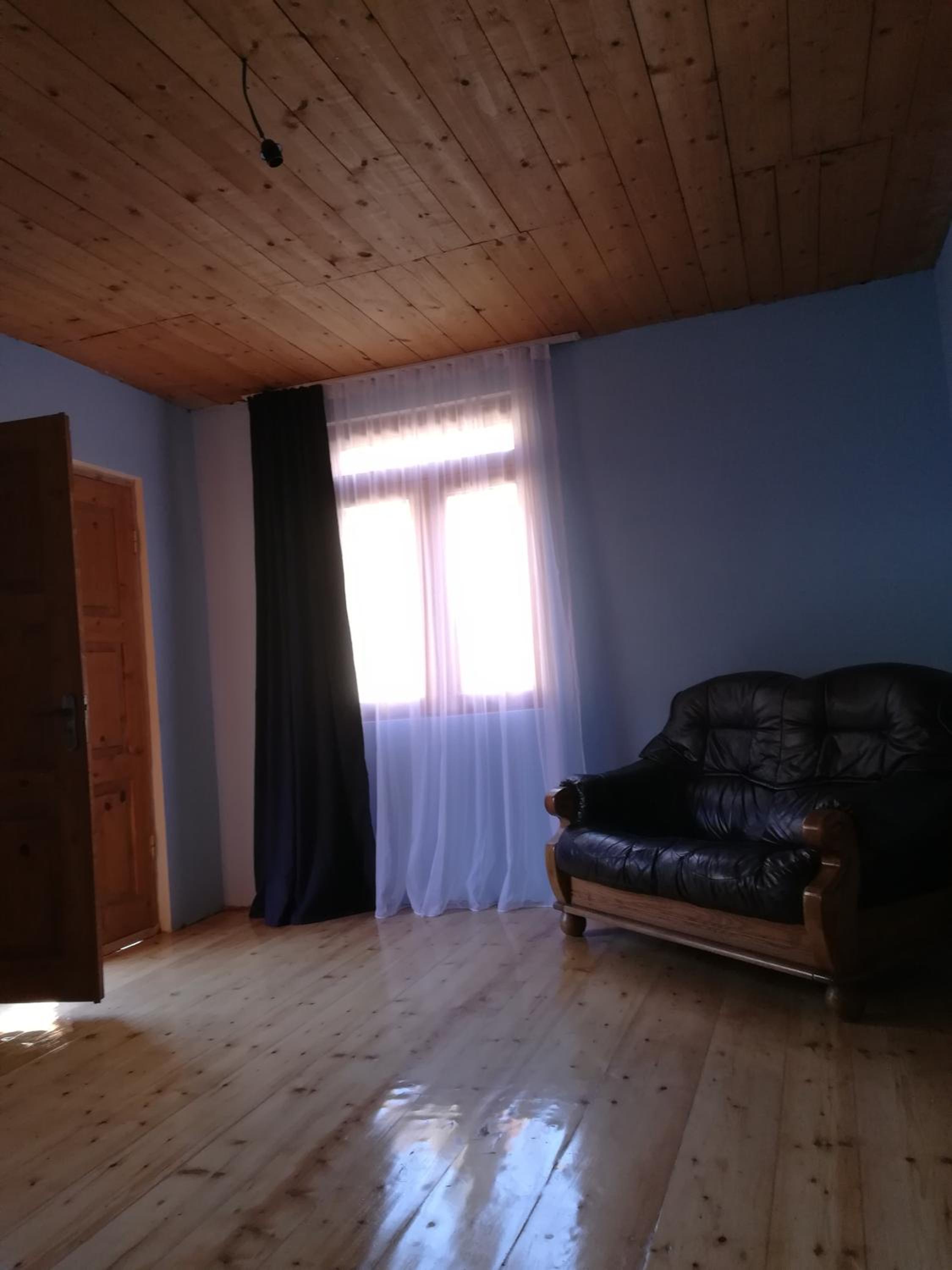 Guest house lela