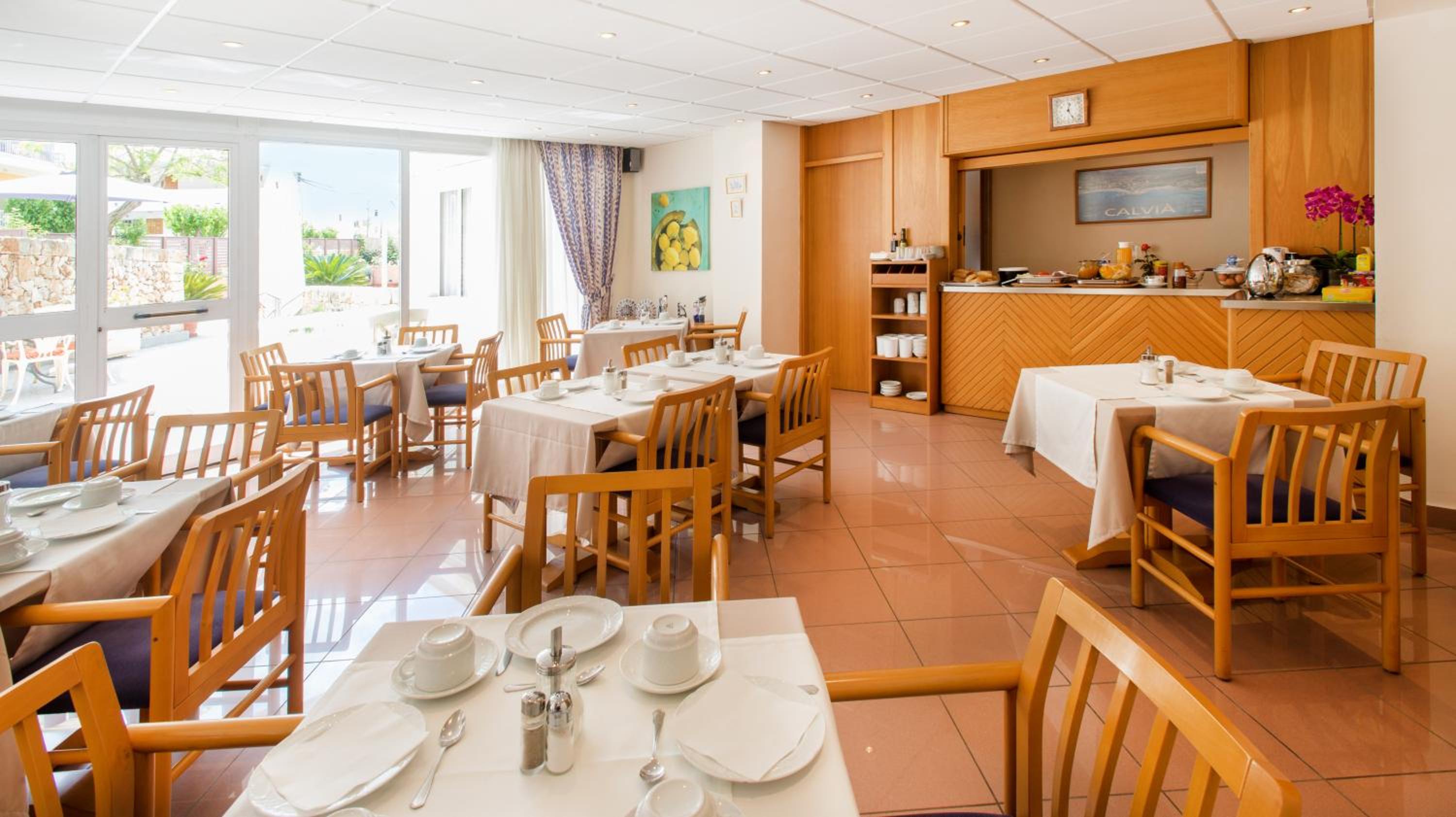 Hostal Residencia Sutimar