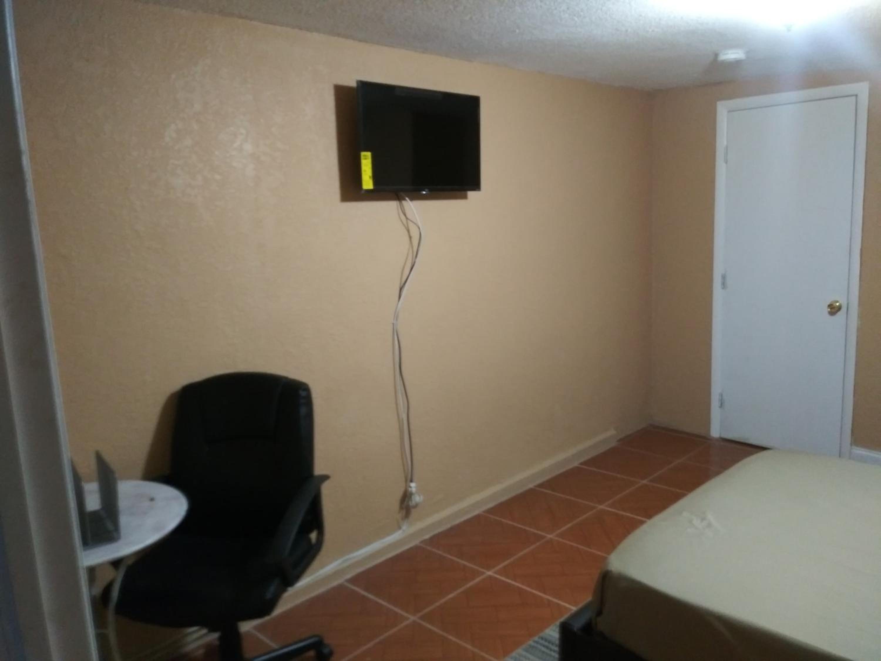 Photo 19