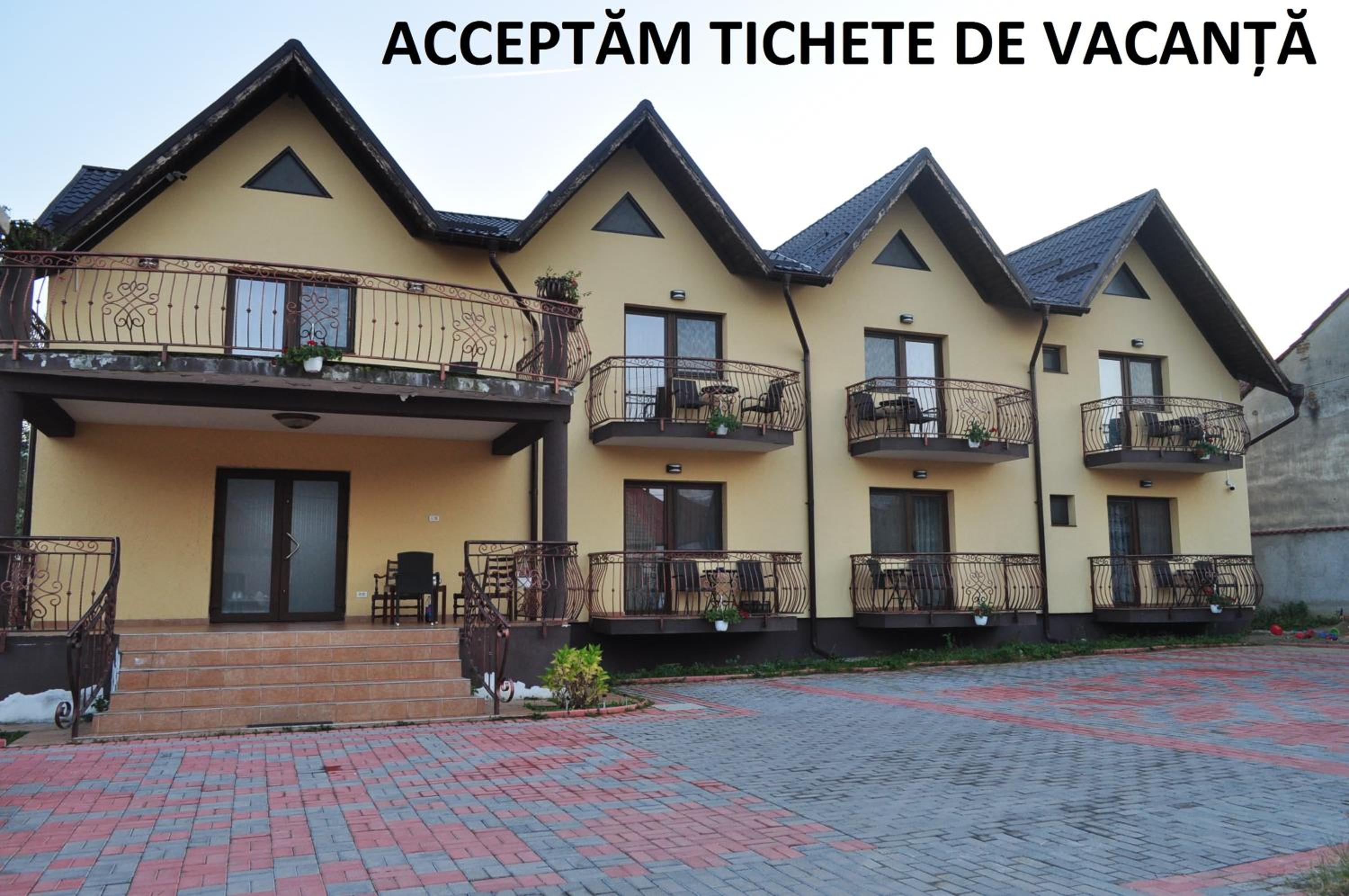 Vila Teoharie view 4
