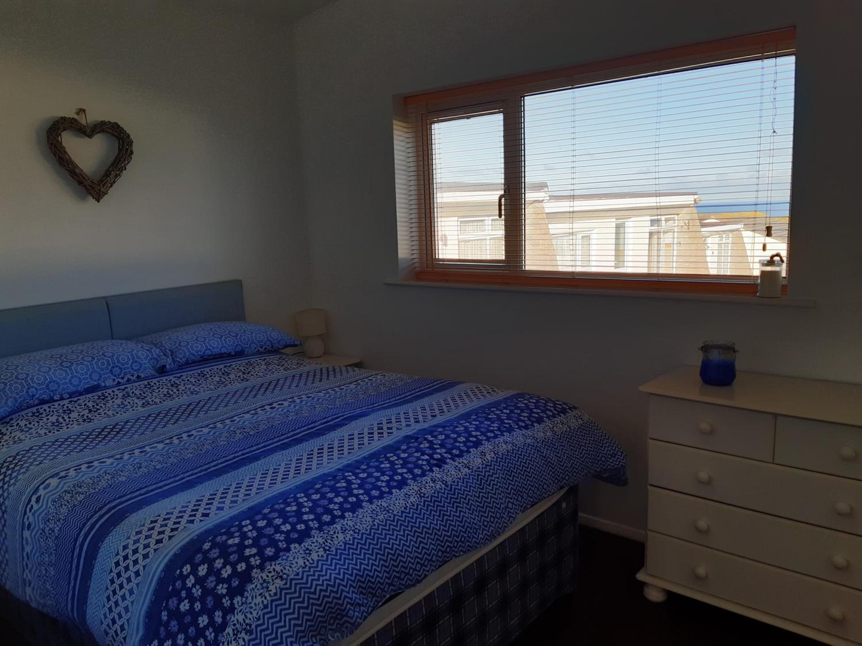 Chalet 18 Widemouth Bay Holiday Village view 3