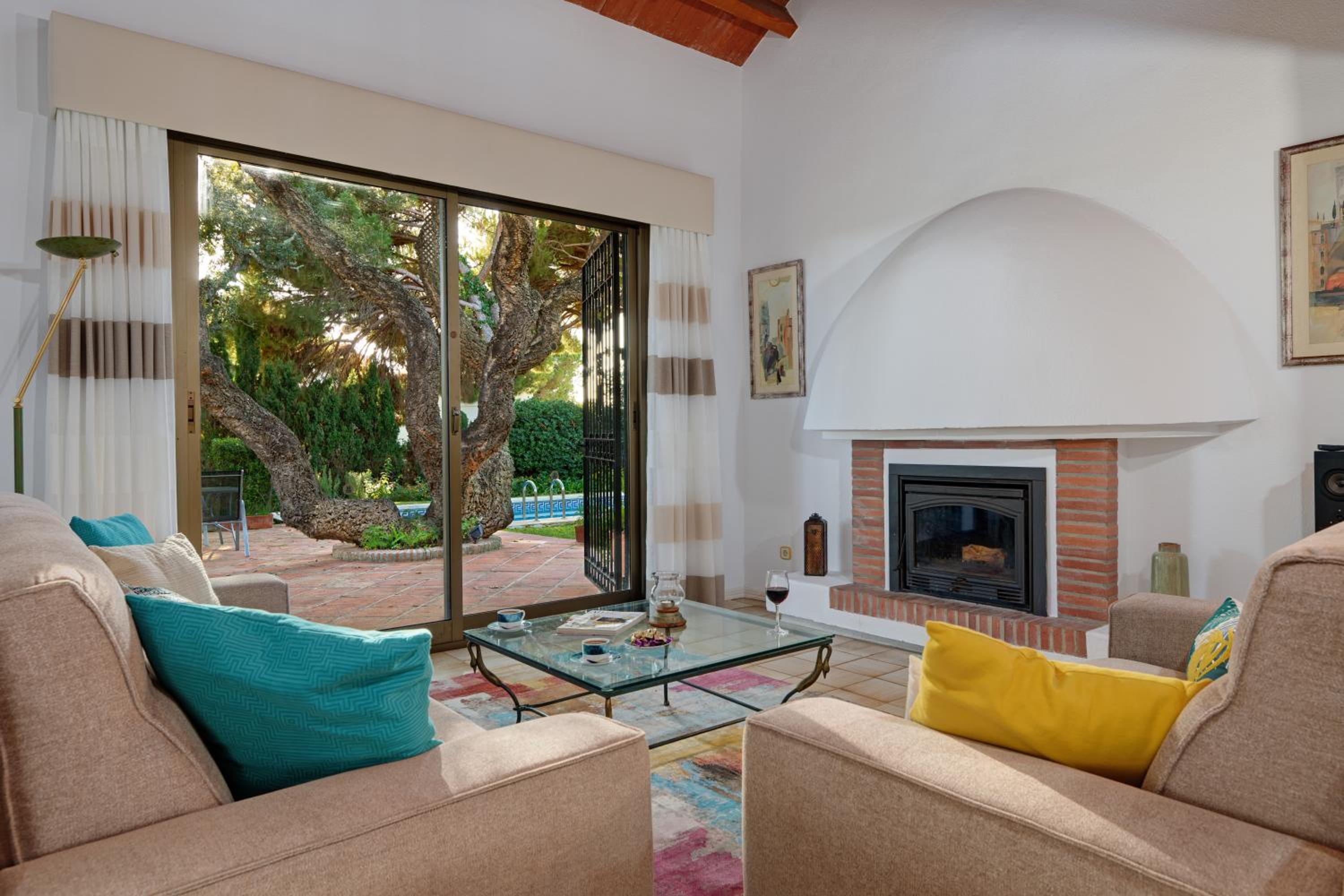 Villa with private pool and garden in Marbella view 4