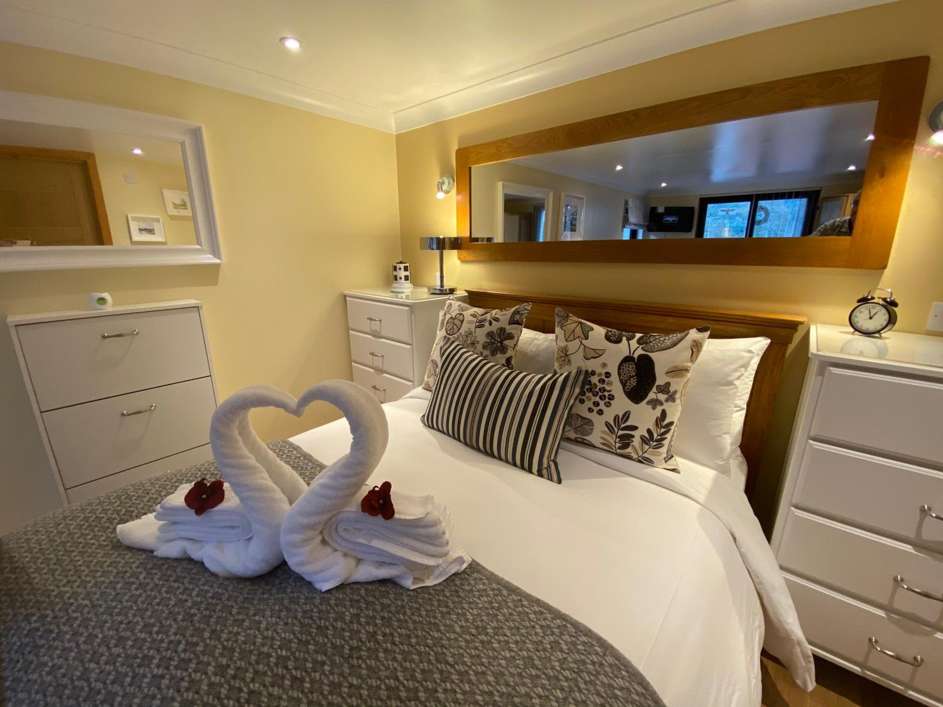 The Wee Ludging - A Cosy Riverside Cottage for Two view 5