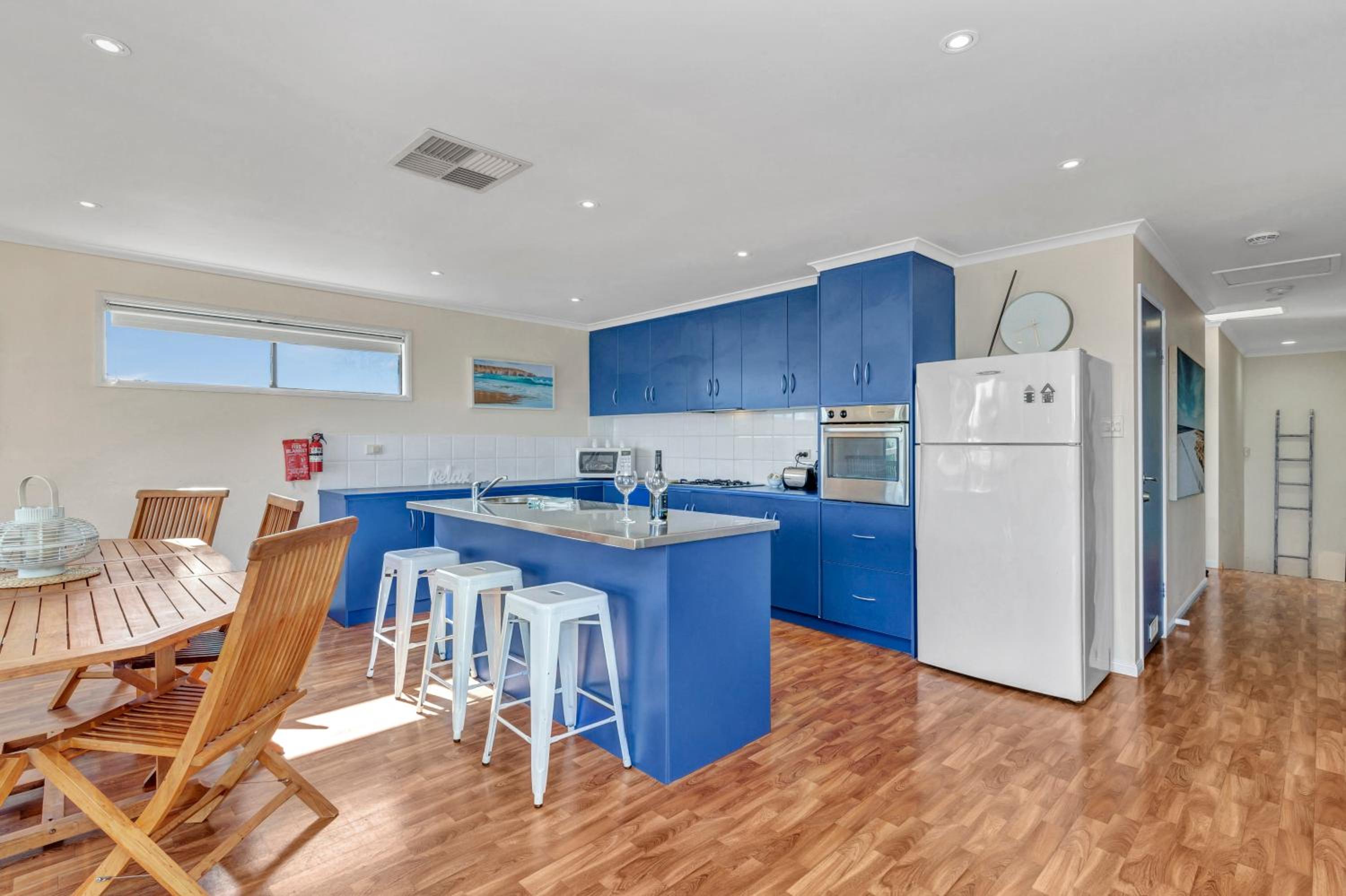 Zephyr Shores - Port Willunga - C21 SouthCoast Holidays