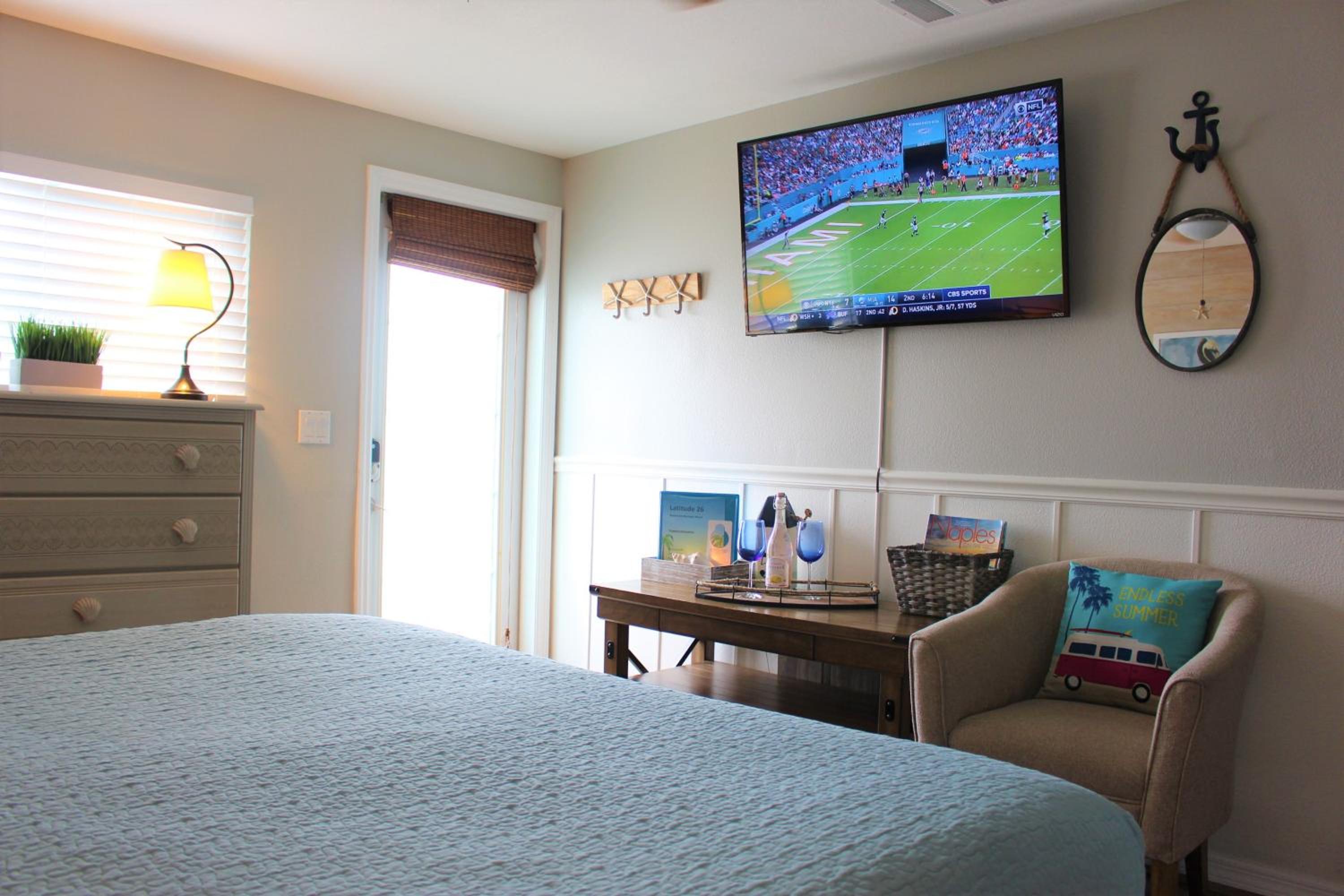 Latitude 26 Waterfront Boutique Resort - Bonita Springs