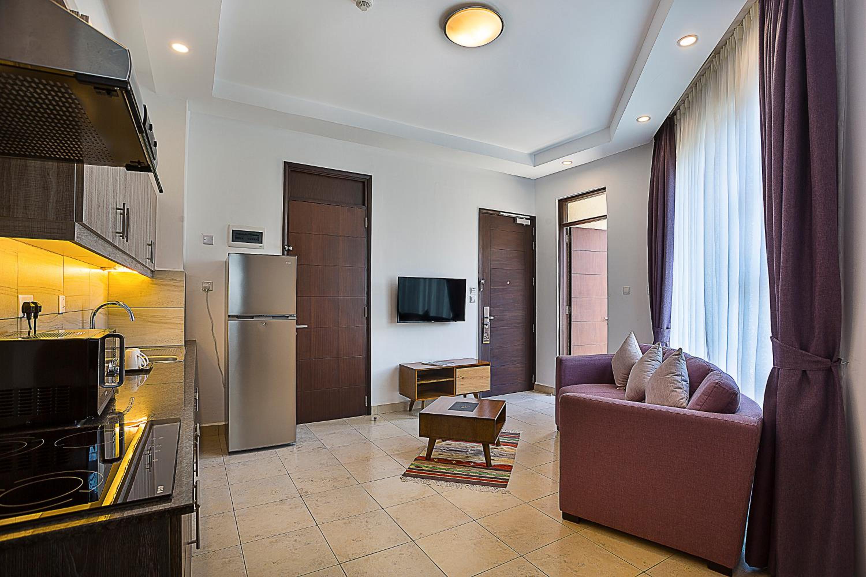 L'Aziz Suites - Near Aga Khan Hospital photo 25 of 52