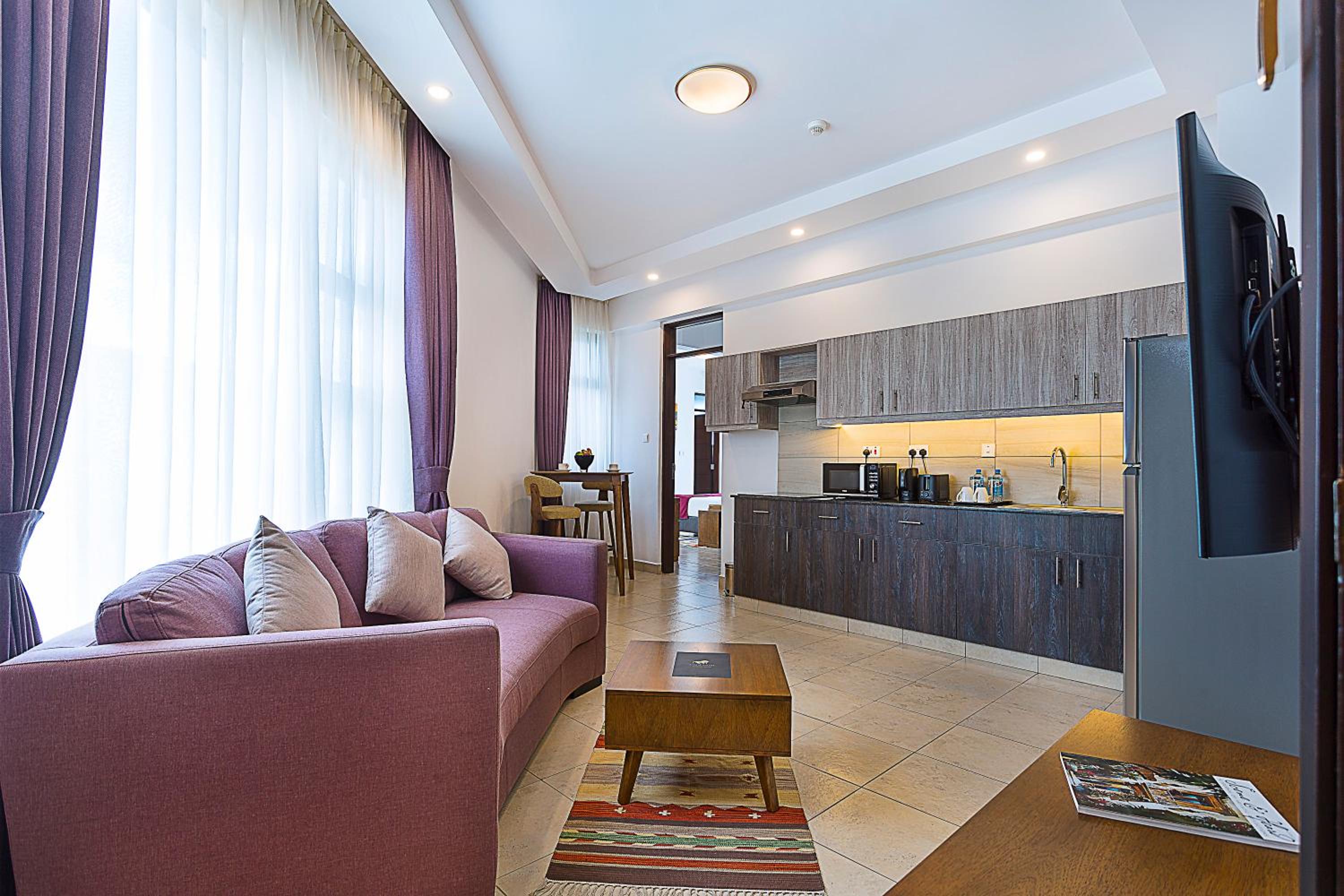 L'Aziz Suites - Near Aga Khan Hospital photo 41 of 52