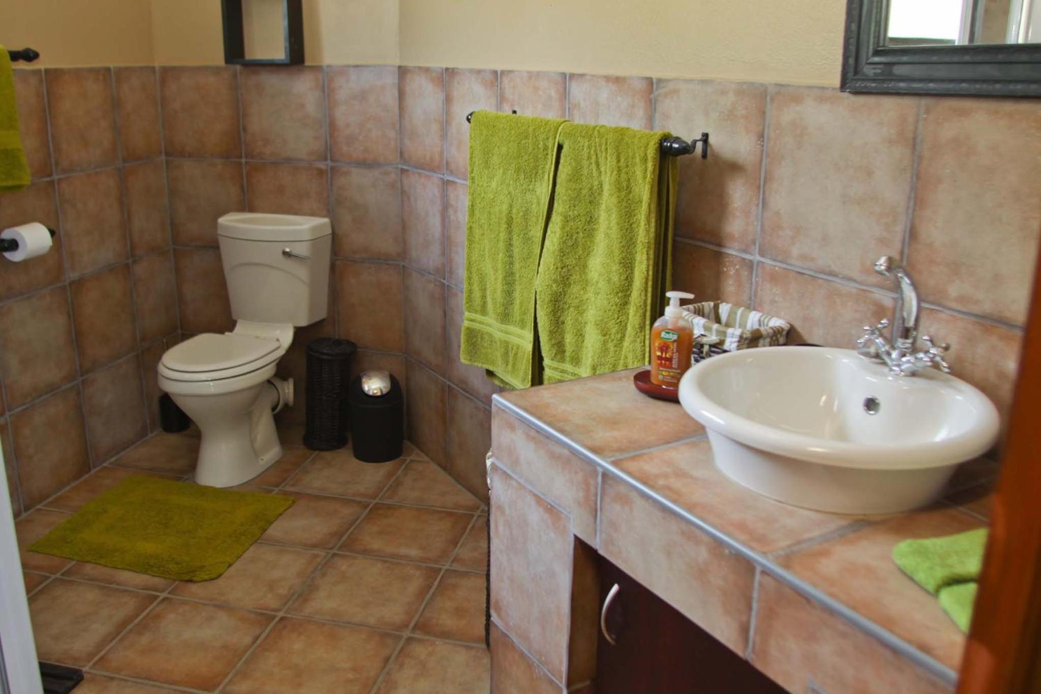 Hluhluwe Vacations - Aloe View Rock Lodge - Property Image 9