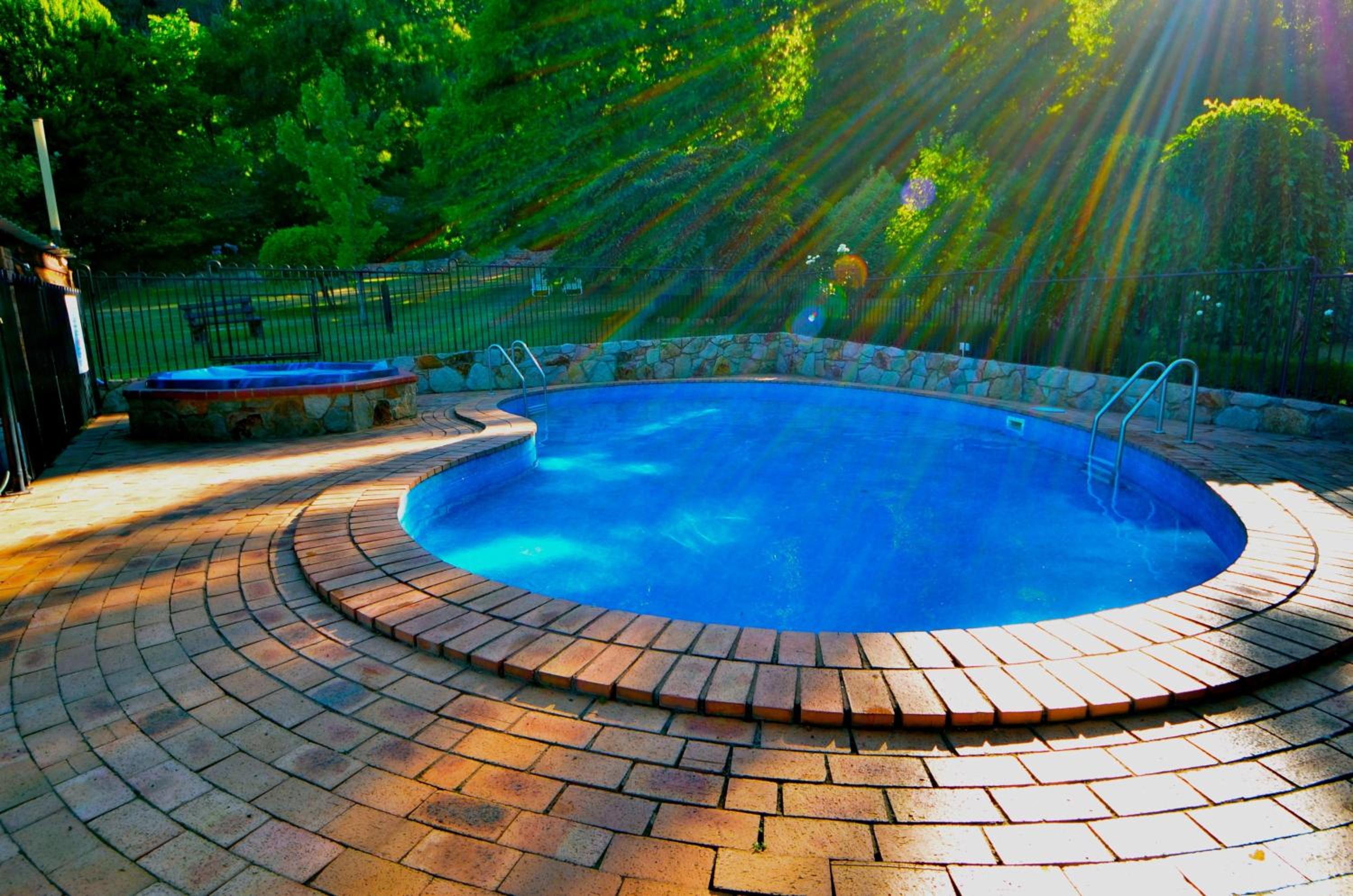 Chestnut Tree Holiday Units