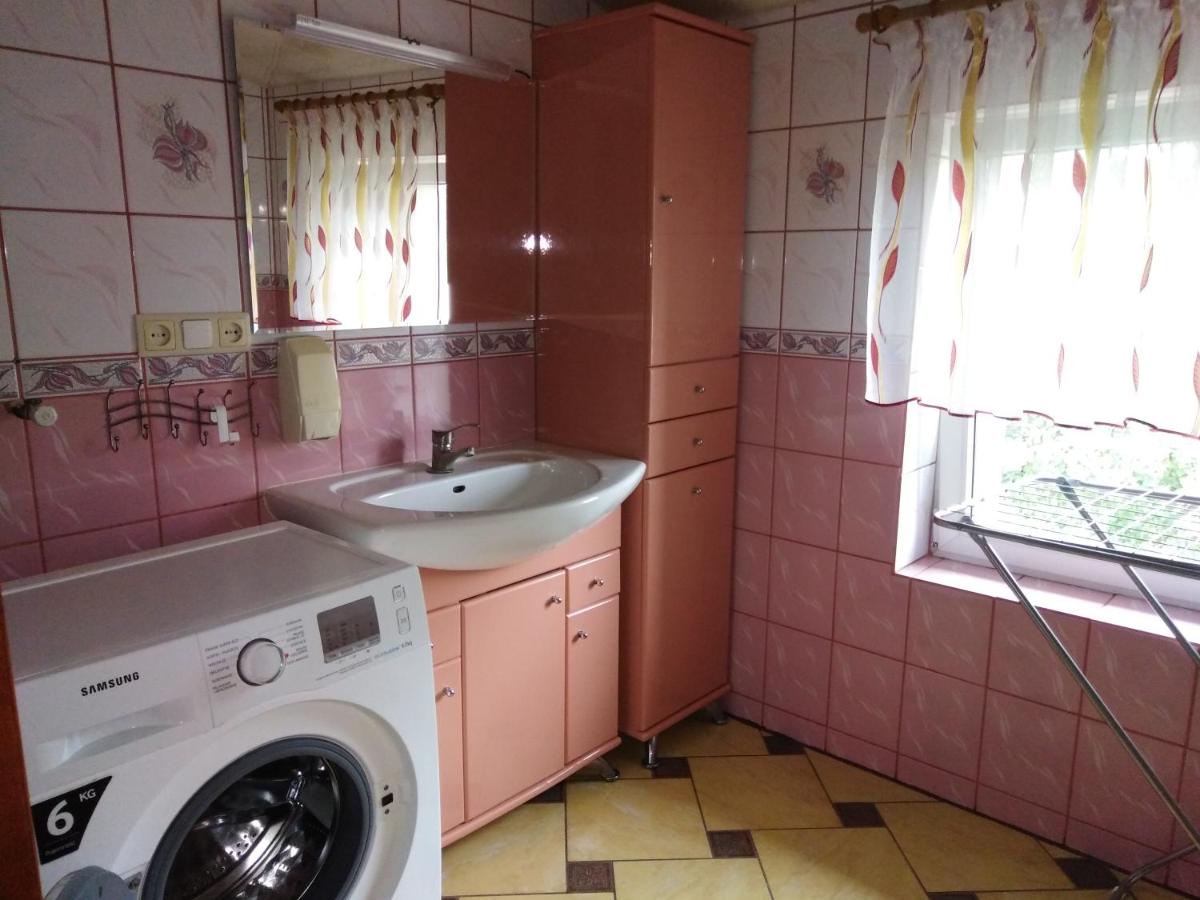 Photo 48