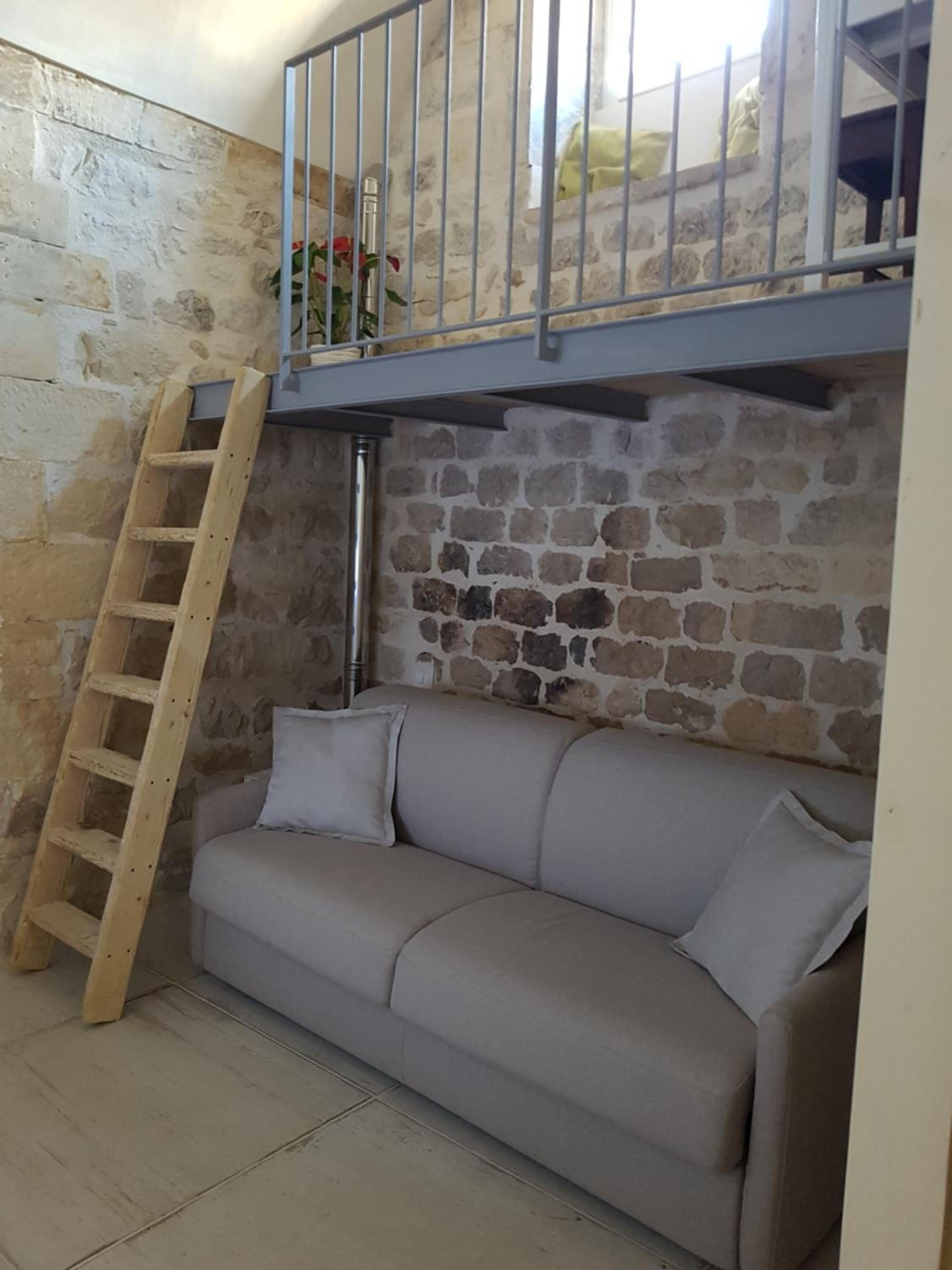 DAMA view 5