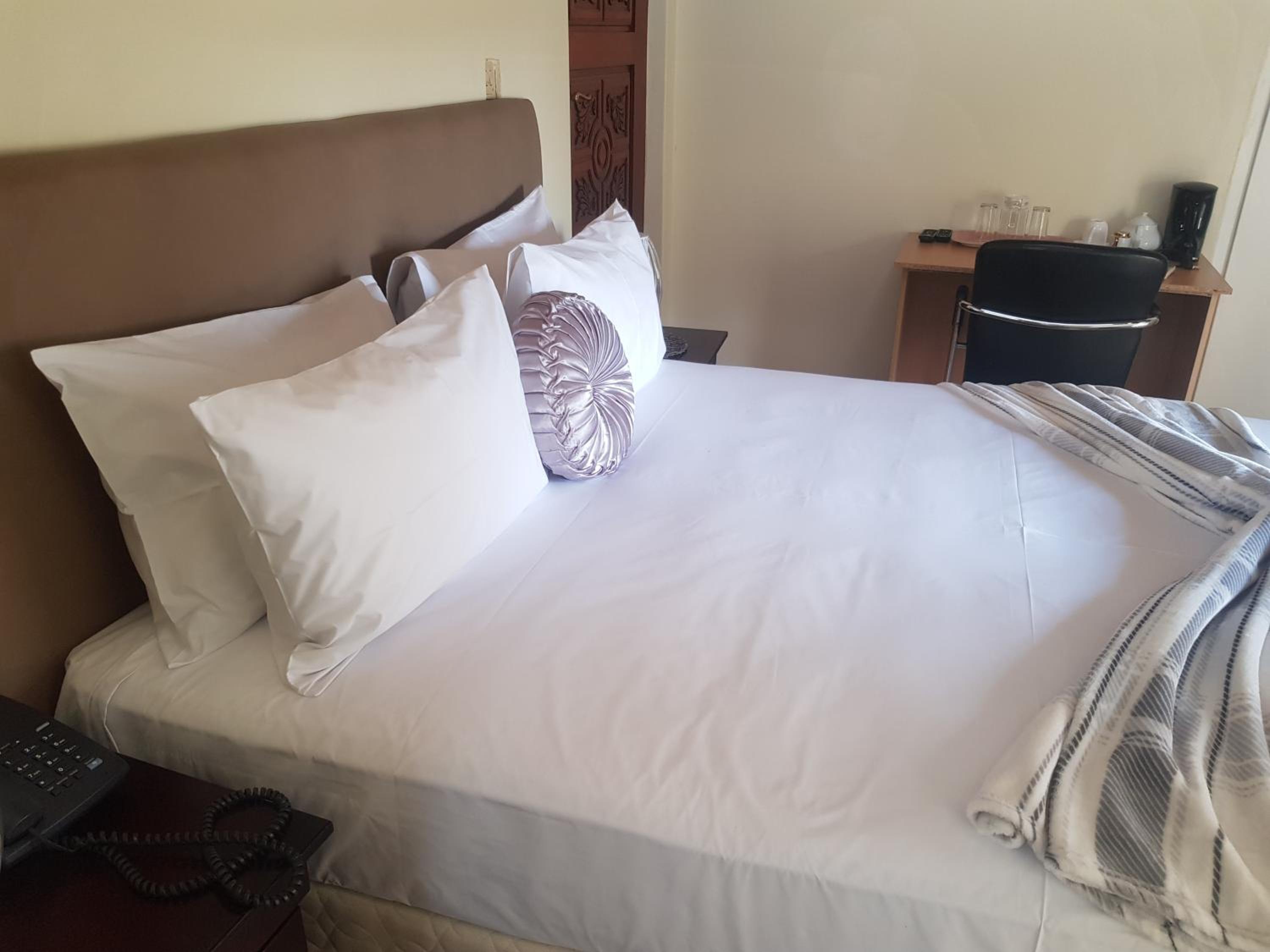 ALIMOP GUESTHOUSE