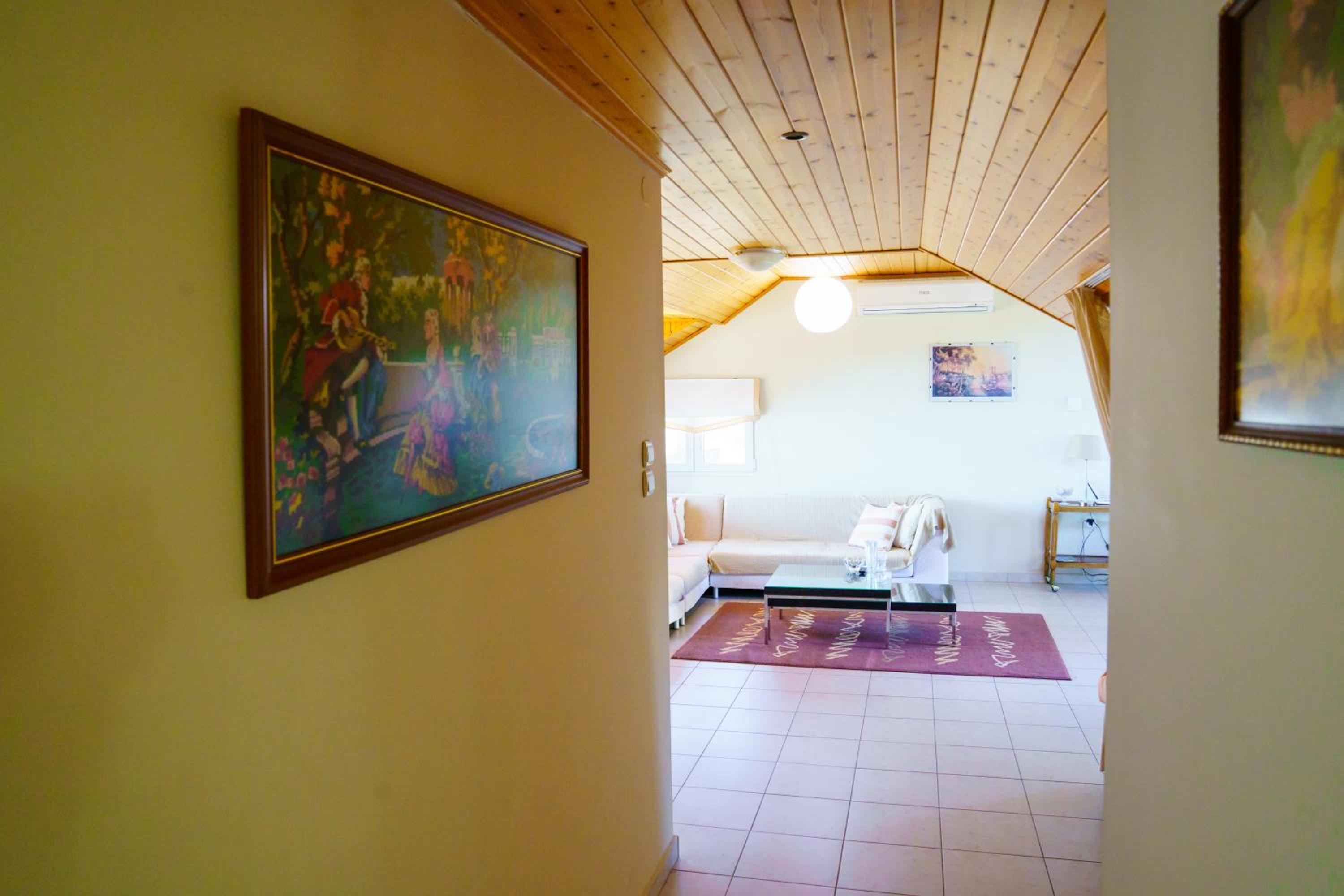 Photo 34