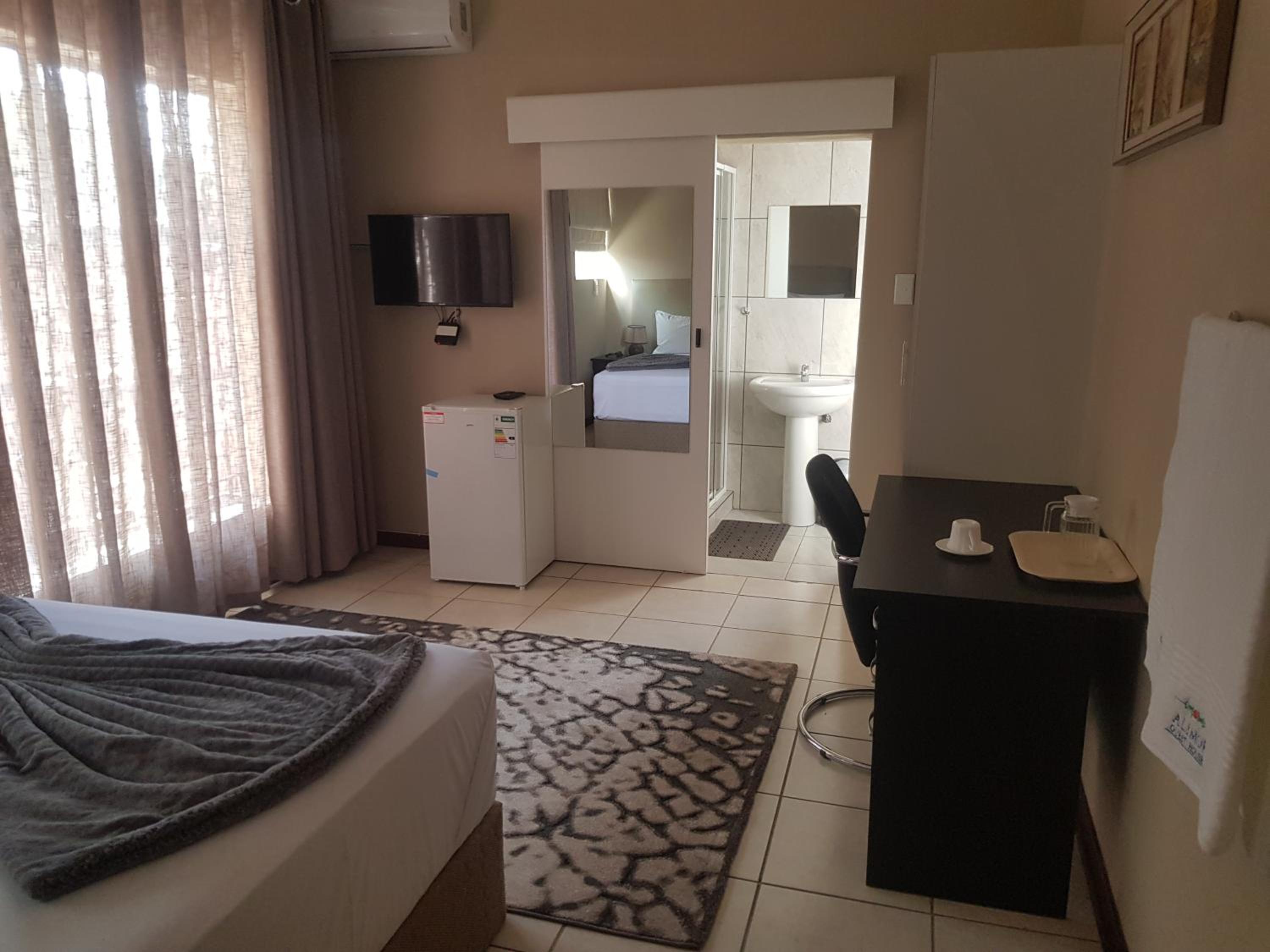 ALIMOP GUESTHOUSE