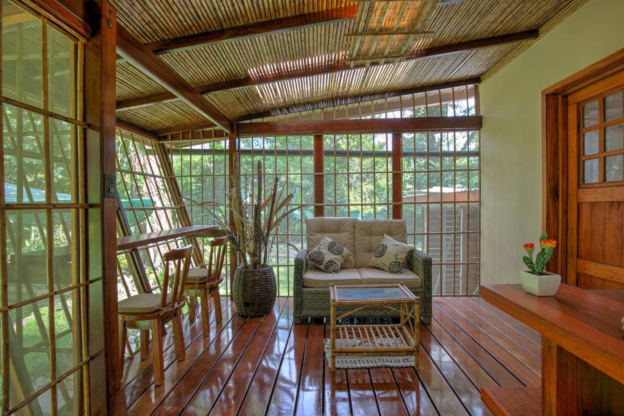Zen Villa 1 - Three bedroom Luxury Villa with Private Garden -Playa Chiquita